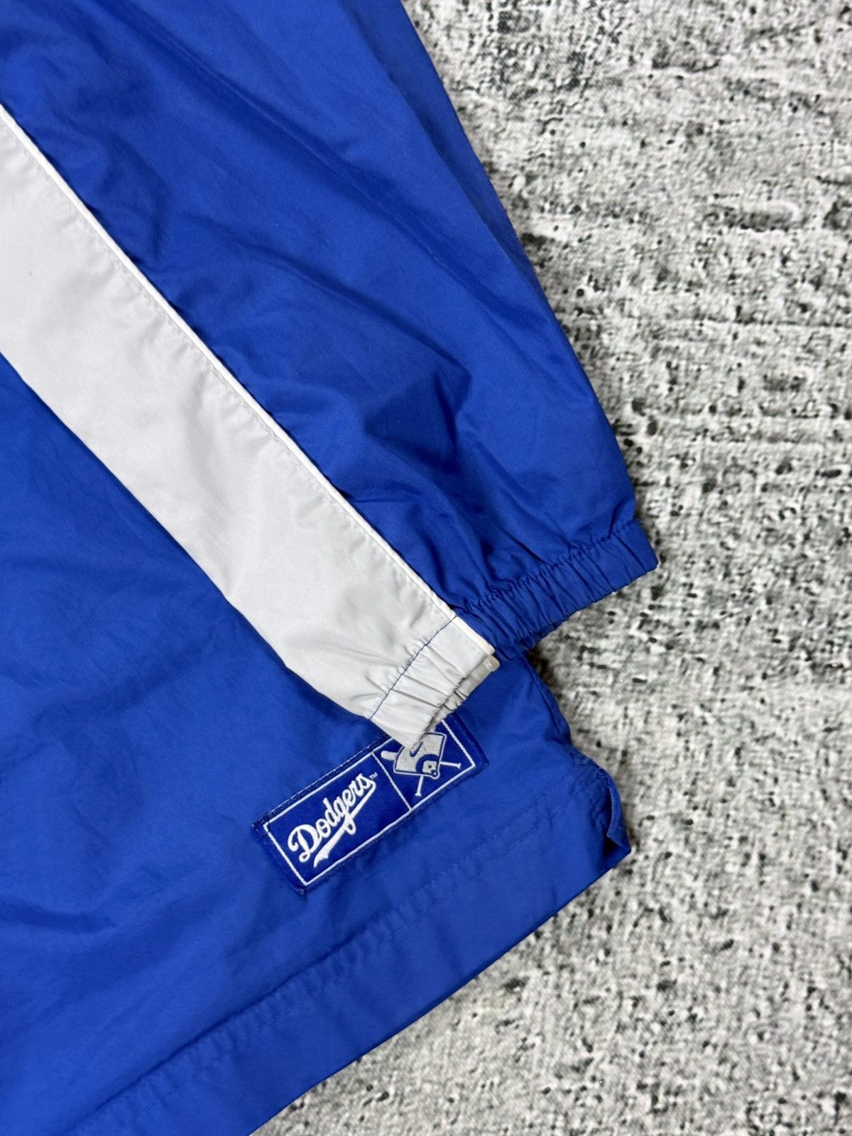Nike Nike Los Angeles Dodgers anorak track jacket vintage LA Size US XXL / EU 58 / 5 - 2 Thumbnail