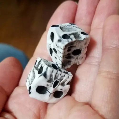 Other Handmade White Skull Dice (2 pcs) Size ONE SIZE - 1 Thumbnail
