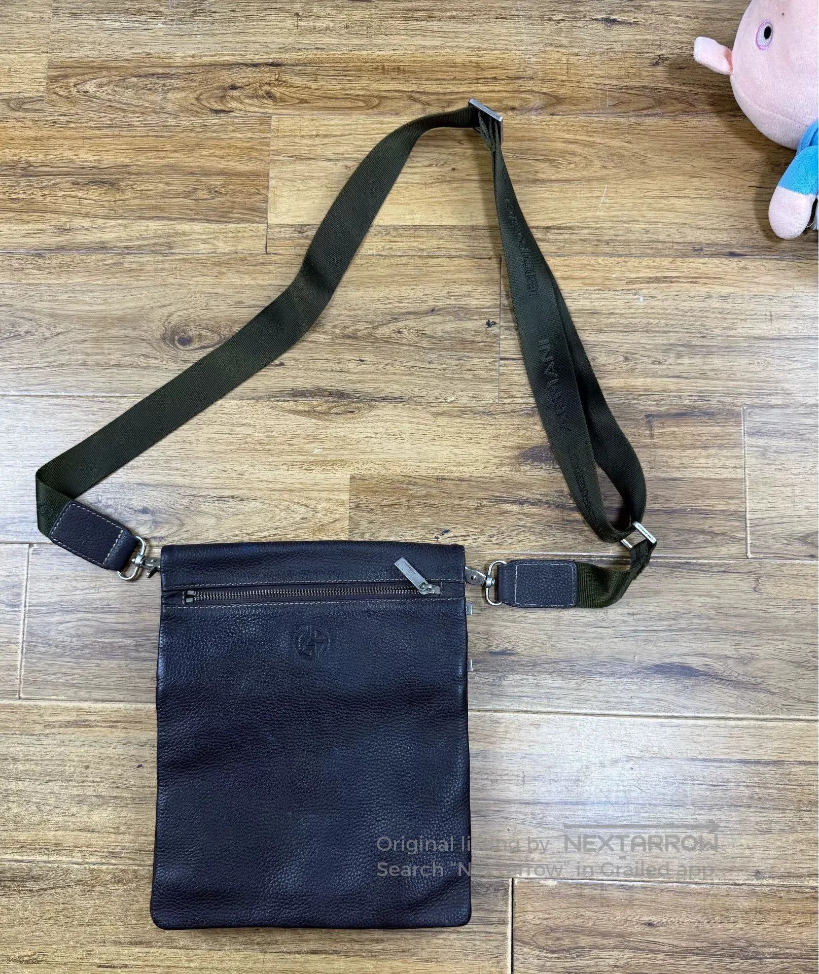 Giorgio Armani Giorgio Armani Leather Crossbody Bag. Size ONE SIZE - 2 Thumbnail