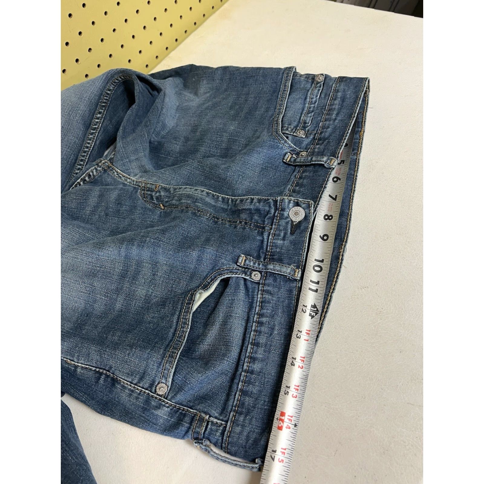 Levi's Levi's 559 Jeans Denim Straight 35x30 Mens Regular Blue Cotton Blend Vintage No (tagged 36x36) Size US 35 - 4 Thumbnail