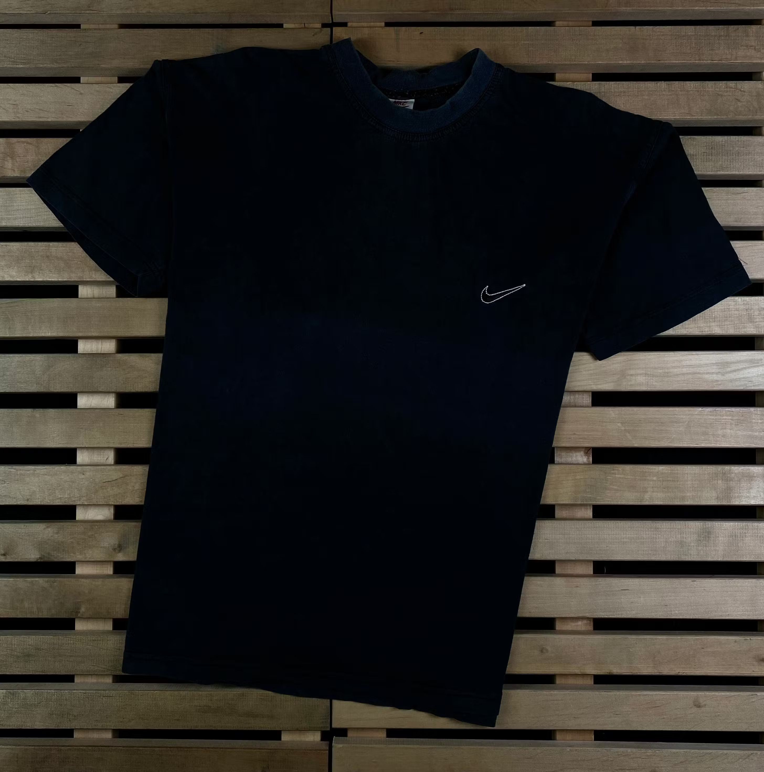 Nike × Vintage Mens Nike Vintage T-Shirt Size L Size US L / EU 52-54 / 3 - 1 Thumbnail