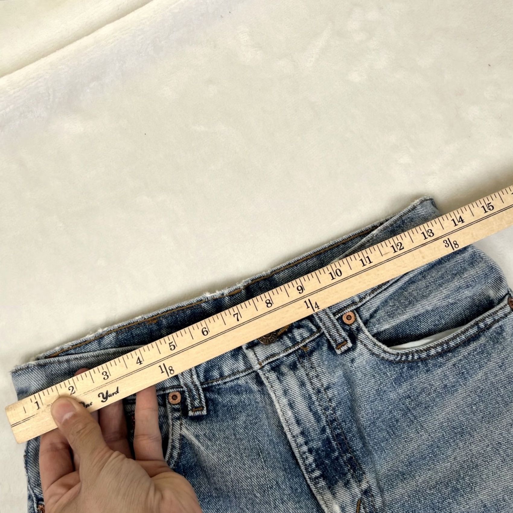 Levi's VINTAGE Levi’s 550 Jeans Jeans 28x30 Denim Blue 90s Grunge USA Levi’s 550 Jeans Mens 5-Pocket Distressed Light Wash Regular Fit Size US 28 / EU 44 - 7 Thumbnail