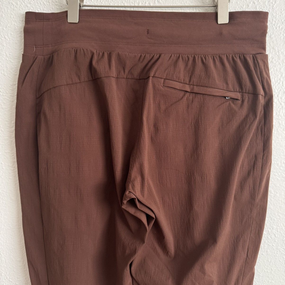 Athleta ATHLETA Reddish Cognac Brown Trekkie North Jogger Pants Size 28" / US 6 / IT 42 - 11 Thumbnail