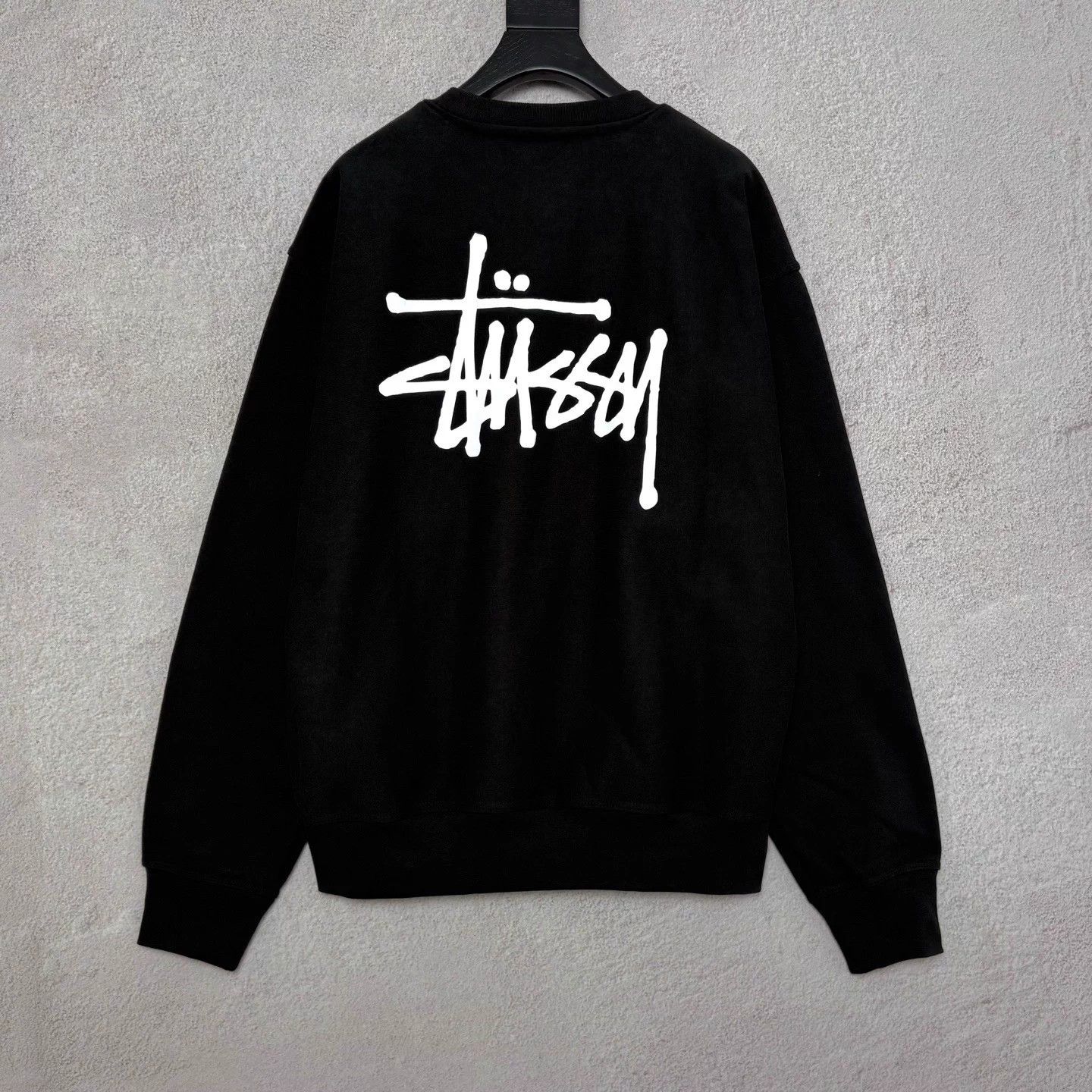 Stussy Stussy men's black crewneck logo pullover L Size US L / EU 52-54 / 3 - 2 Thumbnail