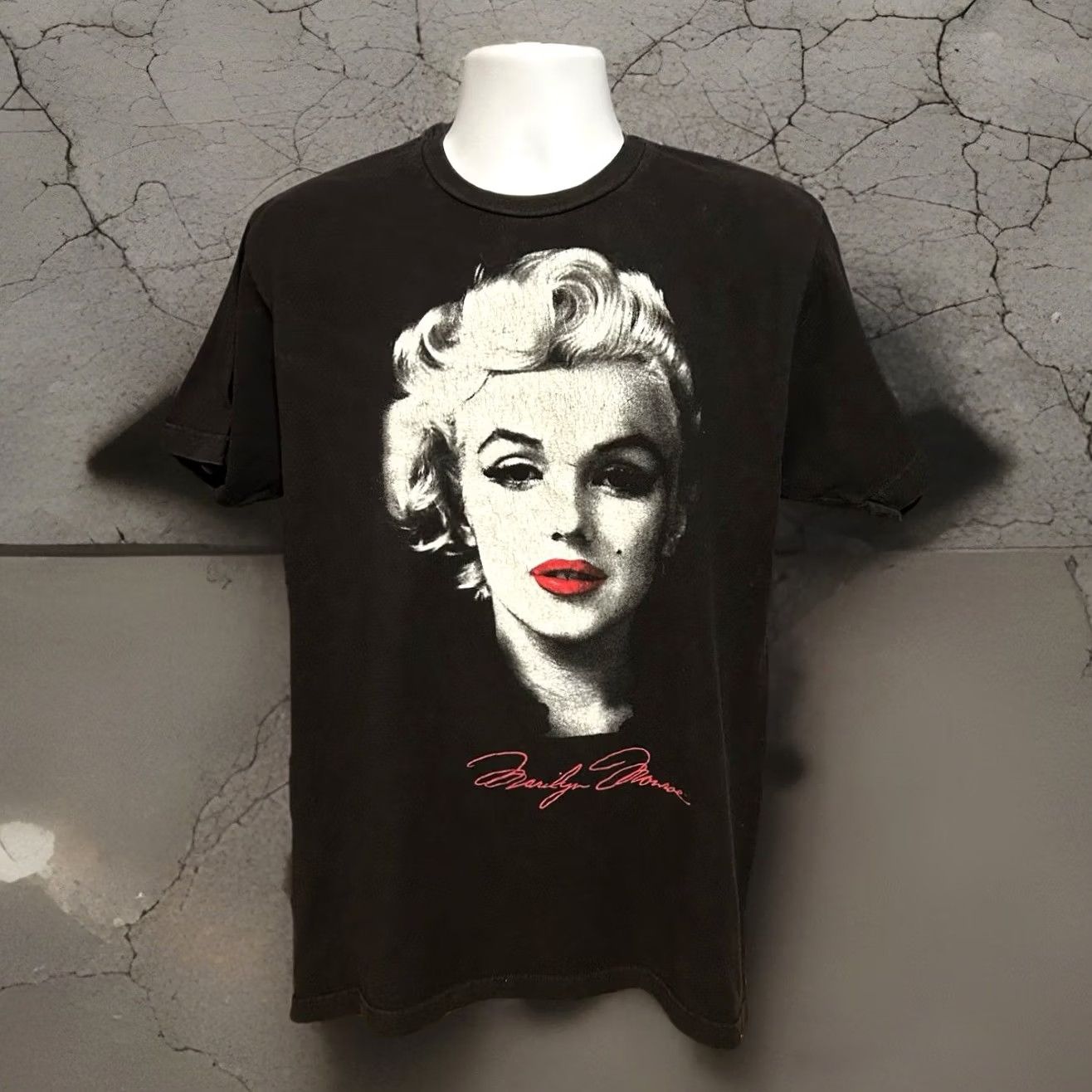 Vintage Marilyn Monroe Shirt Men L Black Short Sleeve Big Face Graphic Molottery T-Shirt 50s Movie Star Birthday Size US L / EU 52-54 / 3 - 4 Thumbnail