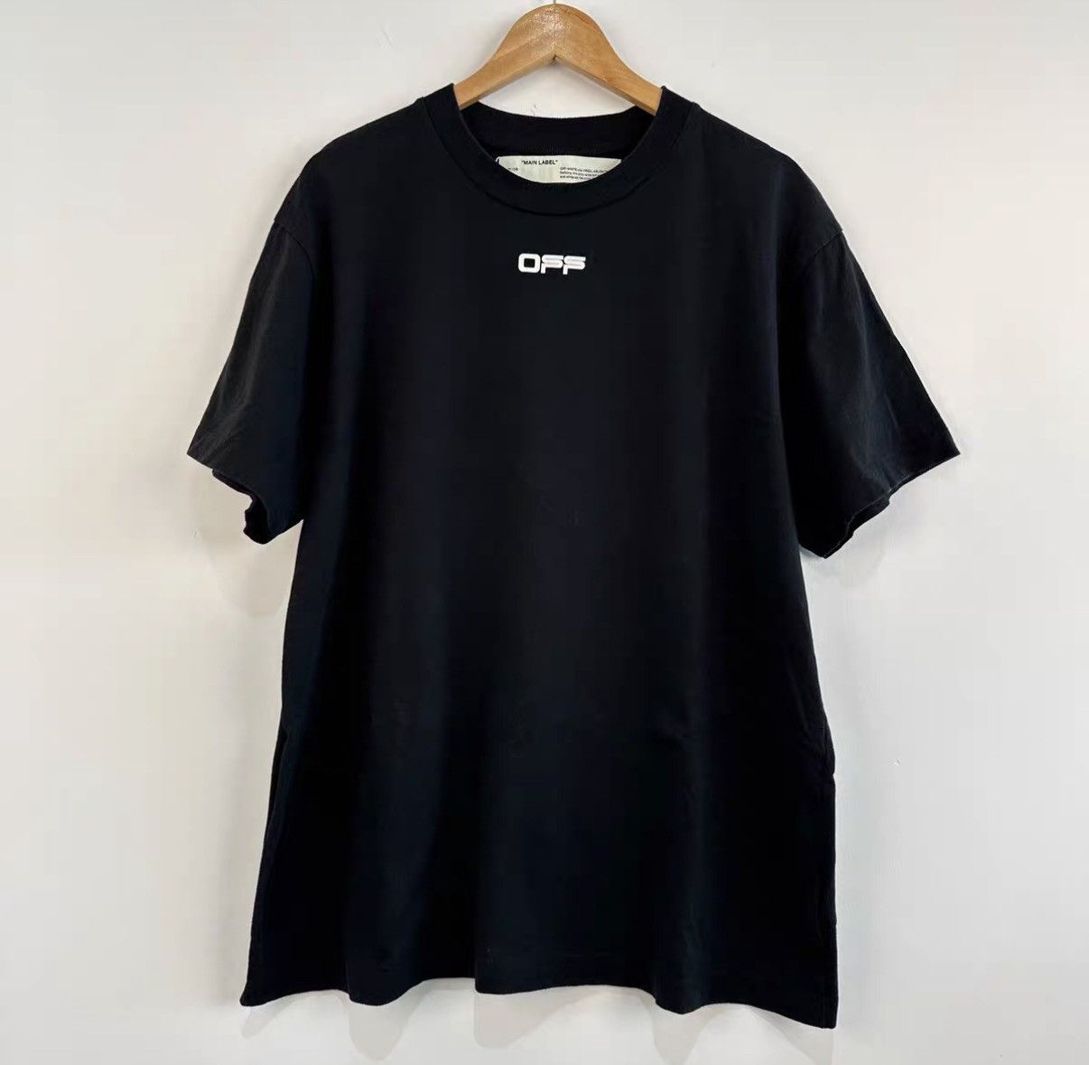 Off-White Off-White Tape Arrow Short Sleeve Tee J42 Size US S / EU 44-46 / 1 - 1 Thumbnail