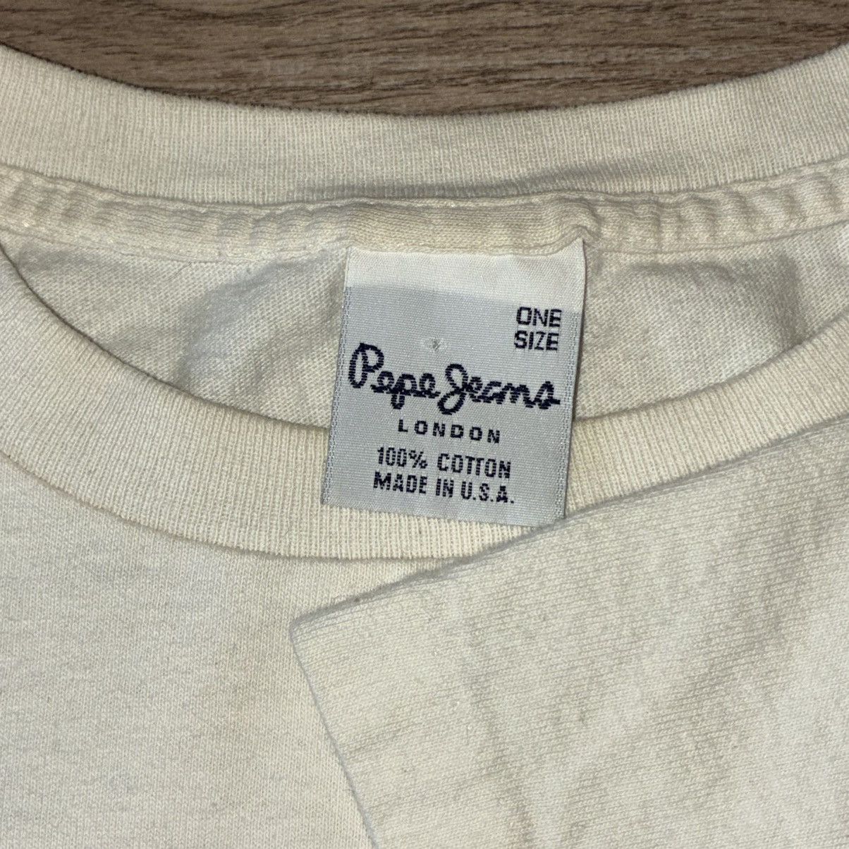 Pepe Jeans 90s Pepe Jeans London flower tee shirt Size US L / EU 52-54 / 3 - 3 Thumbnail