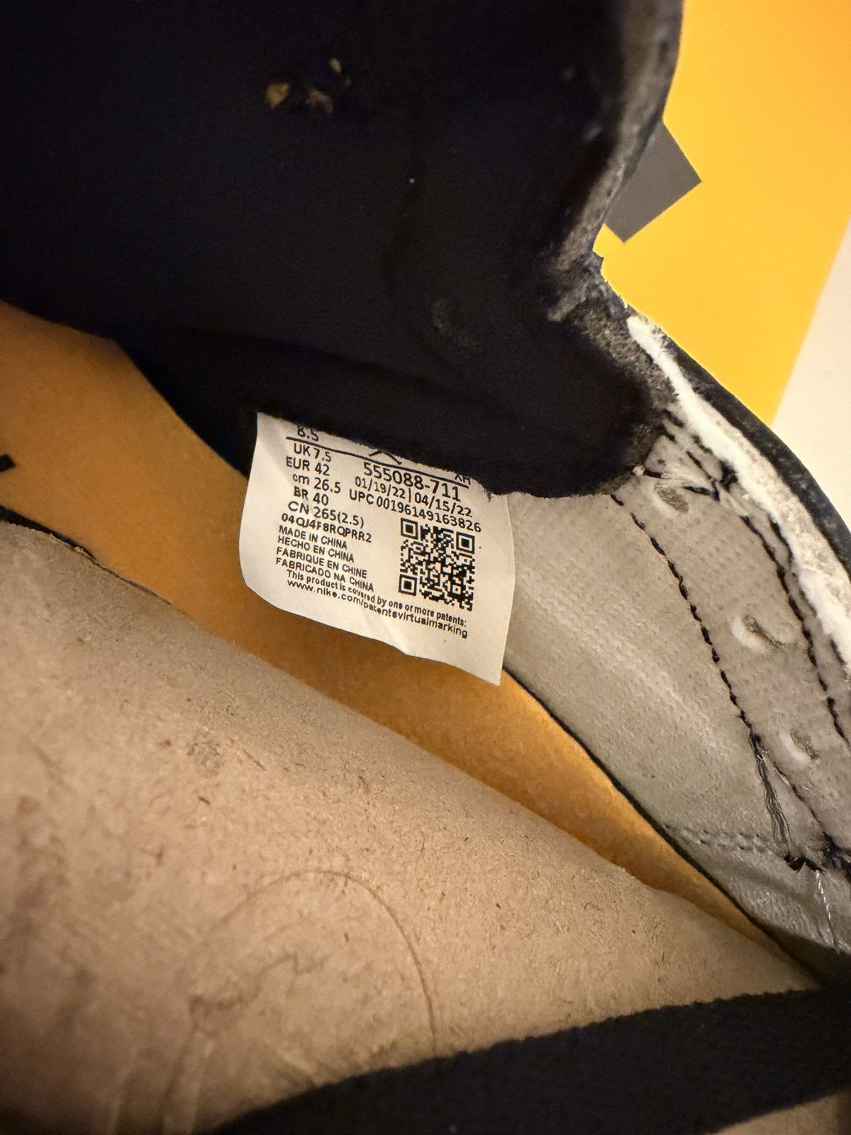 Jordan Brand Air Jordan 1 Retro High Taxi Size 8.5 Size US 8.5 / EU 41-42 - 6 Thumbnail