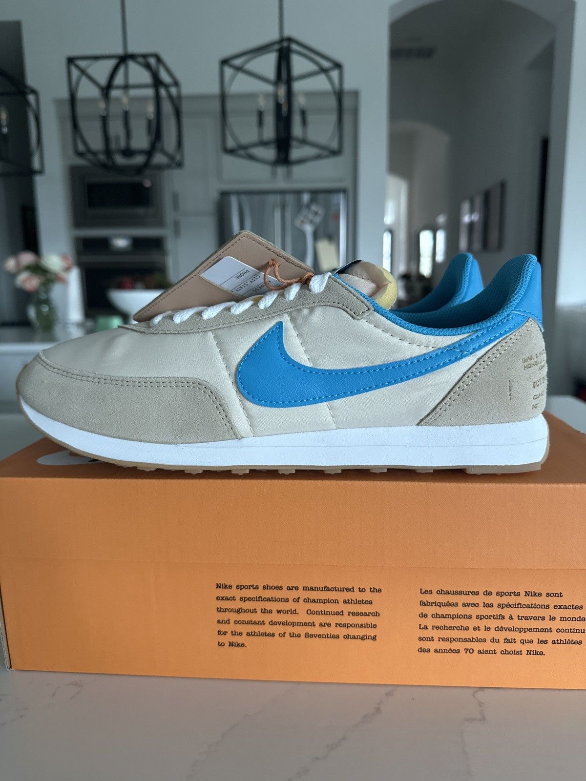 Nike Nike Waffle Trainer 2 Shoe Dog Pearl White/Laser Blue Size US 9.5 / EU 42-43 - 1 Thumbnail