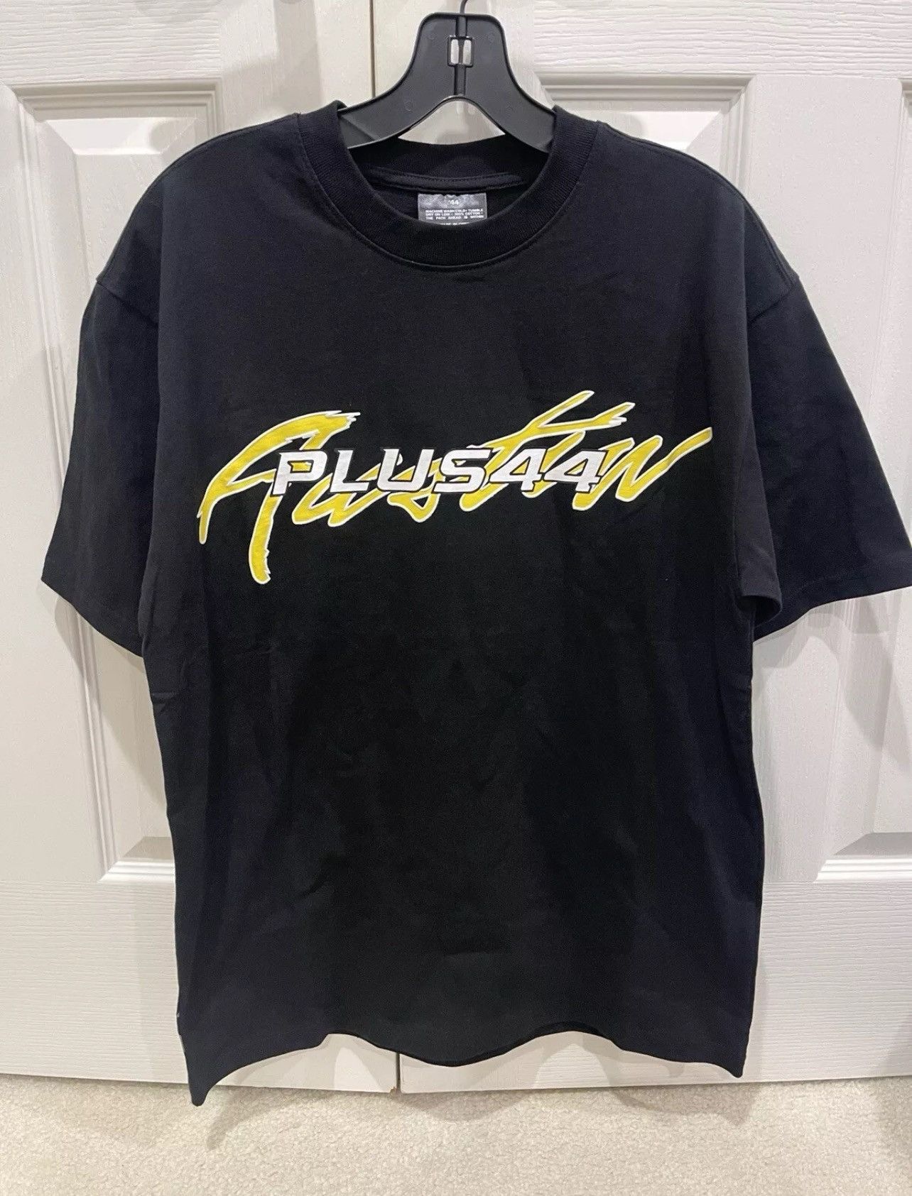 Mercedes-Benz +44 Lewis Hamilton AUSTIN RACE 2024 USGP Crew Tee Medium M Size US M / EU 48-50 / 2 - 1 Thumbnail