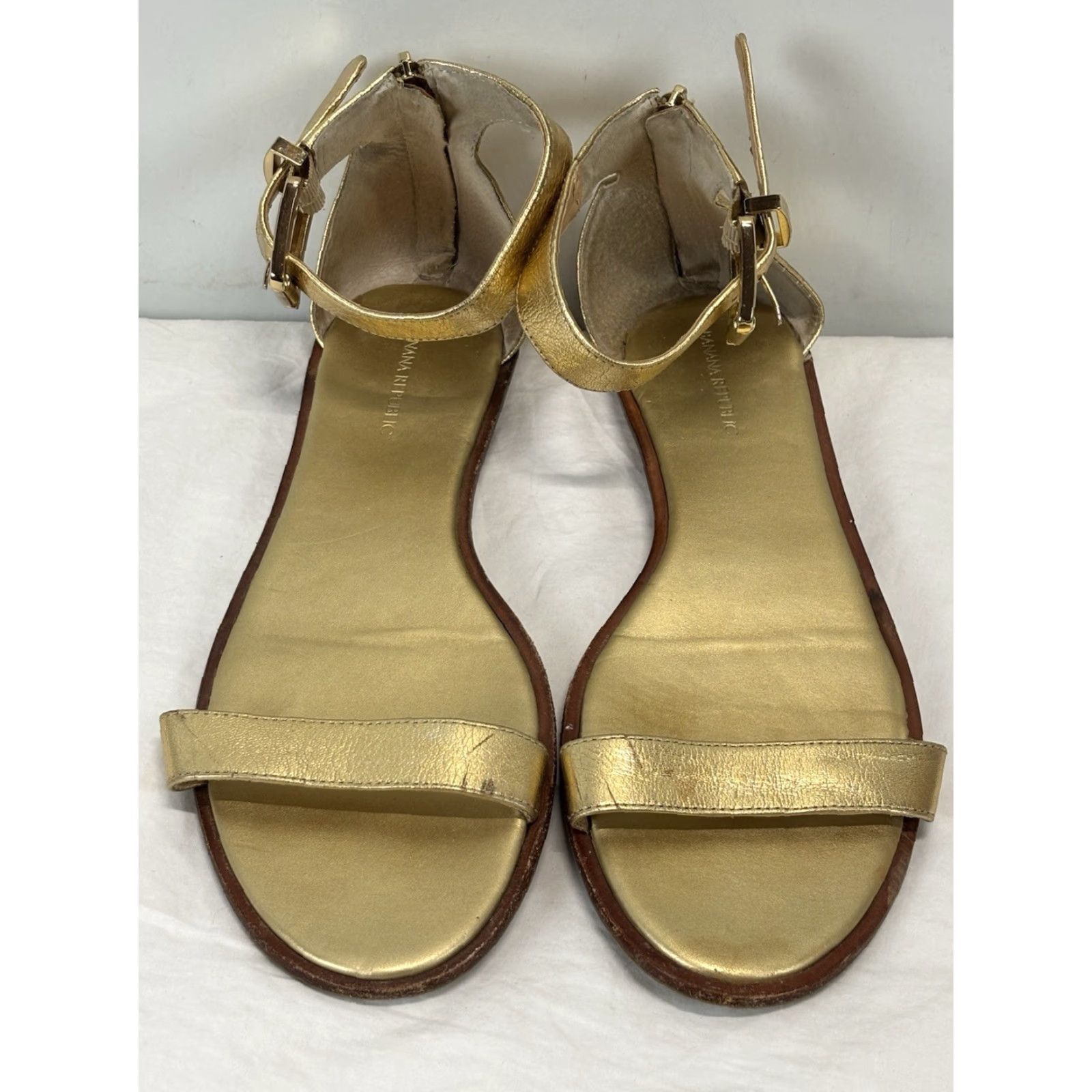 Banana Republic BANANA REPUBLIC Gold Leather Sandals Sz 9.5 Women’s Ankle Strap Flats Size US 10 / IT 40 - 3 Thumbnail