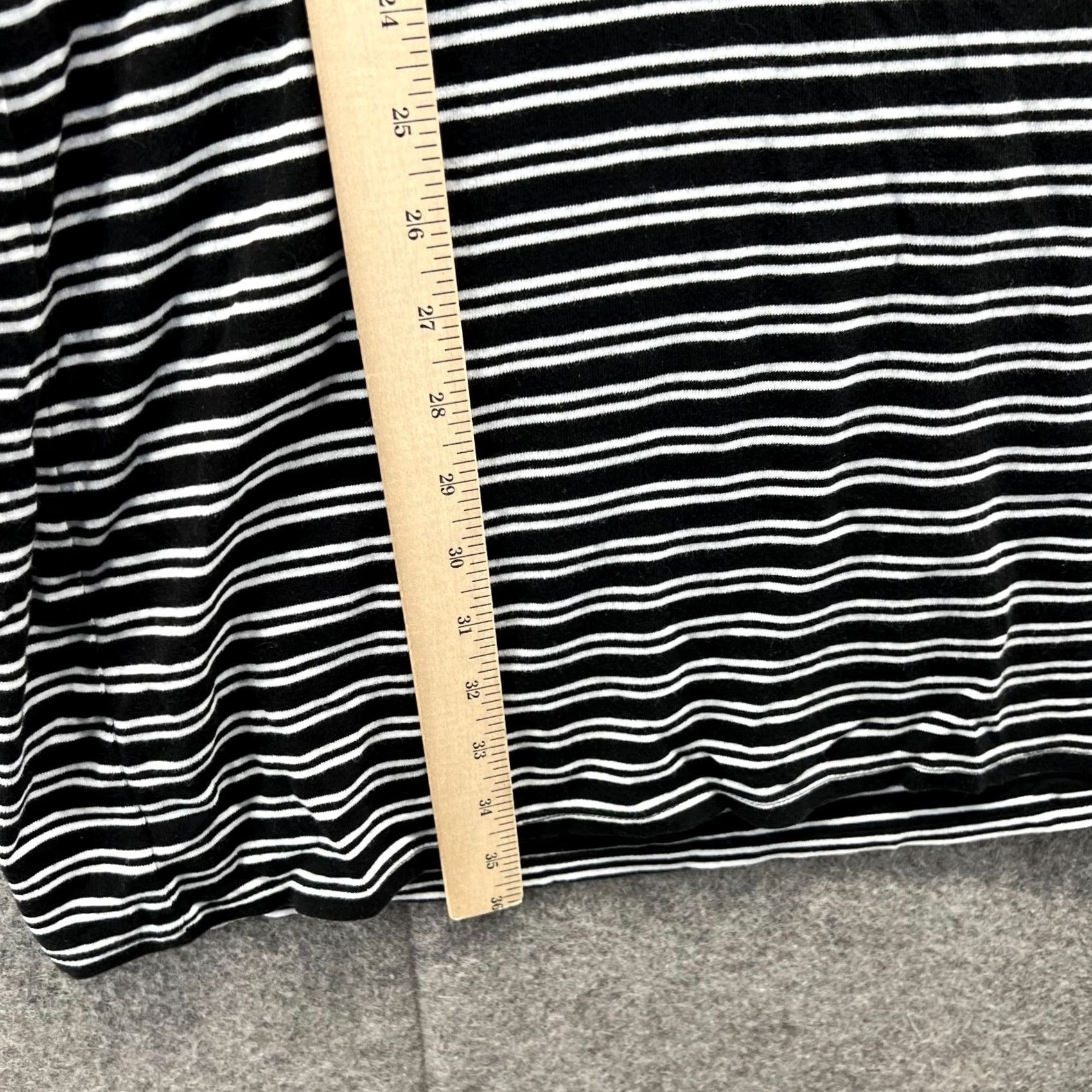 Tommy Hilfiger Tommy Hilfiger Dress Womens Medium Black White Striped V-Neck Stretch Pencil Dress Short Sleeve Pullover Casual Knee Length Vintage No Size M / US 6-8 / IT 42-44 - 5 Thumbnail