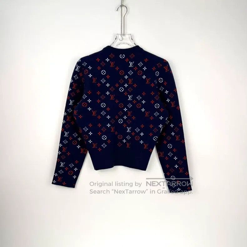 Louis Vuitton Louis Vuitton Blue full logo sweater Size US XS / EU 42 / 0 - 4 Thumbnail