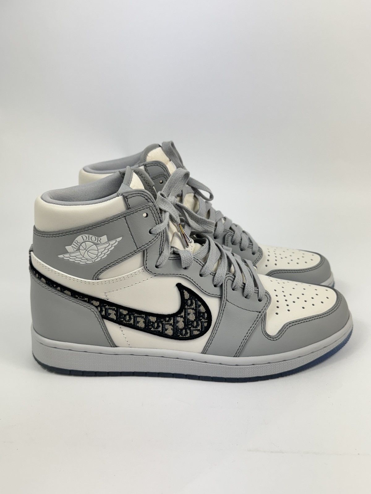 Dior × Jordan Brand AIR DIOR HIGH TOP SNEAKERS Size US 9.5 / EU 42-43 - 4 Thumbnail