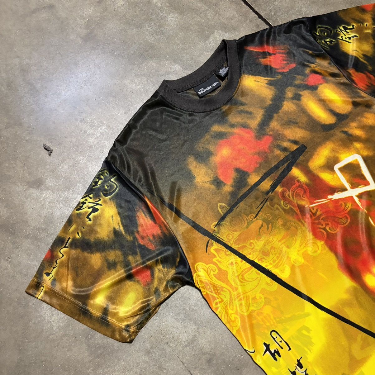 Vintage Vintage Y2K No Boundaries Samurai T shirt Anime AOP Skater Size US M / EU 48-50 / 2 - 7 Thumbnail