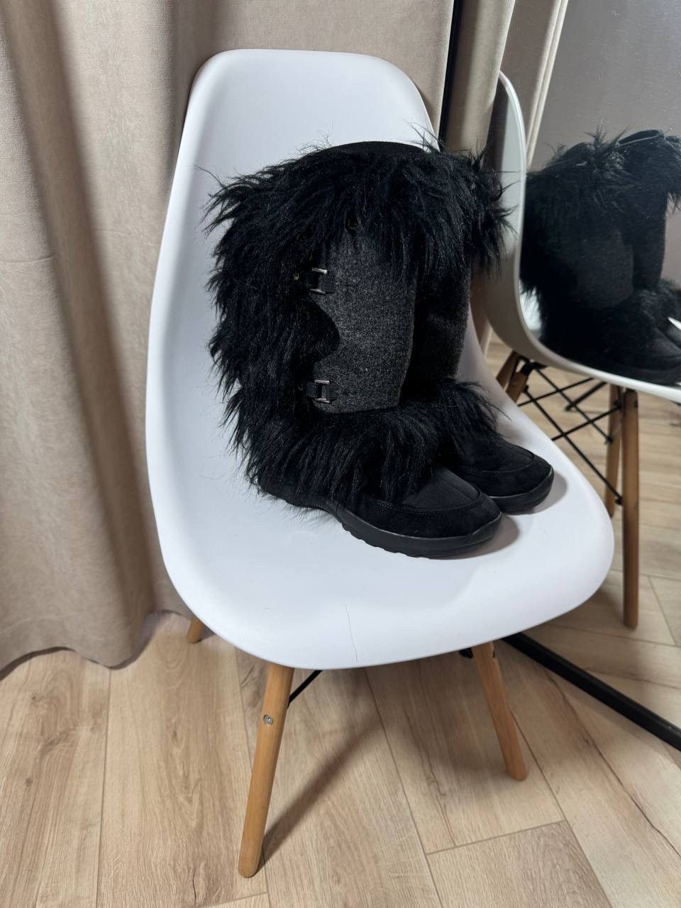 Bogner Vintage Bogner Faux Fur Snow Boots Size 39 Avant Garde Style Size US 8.5 / IT 38.5 - 1 Thumbnail
