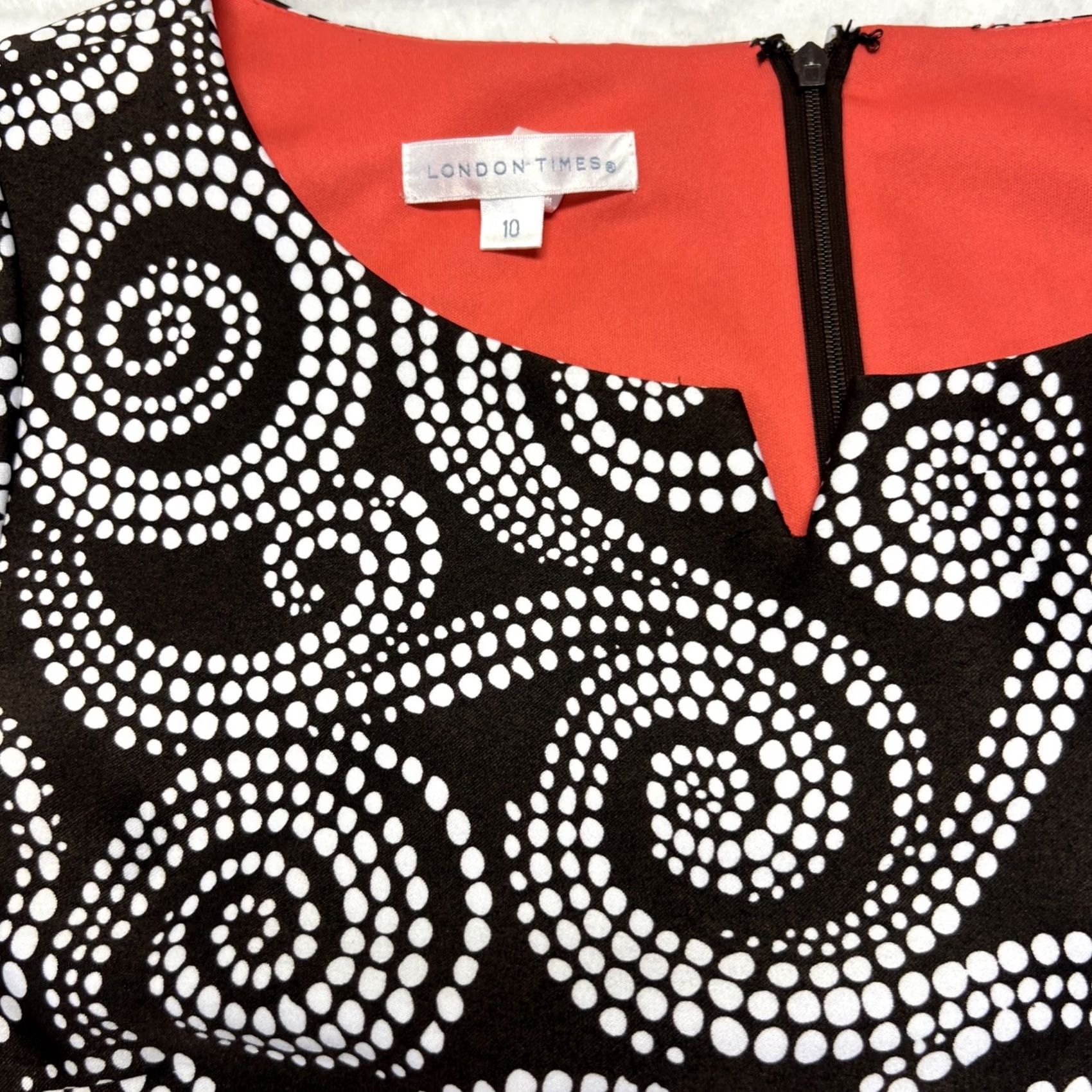 Vintage London Times Dress Womens 10 Black White Swirl Print A-Line Midi Cap Sleeve Round Neck Zip Lined Size L / US 10 / IT 46 - 6 Thumbnail