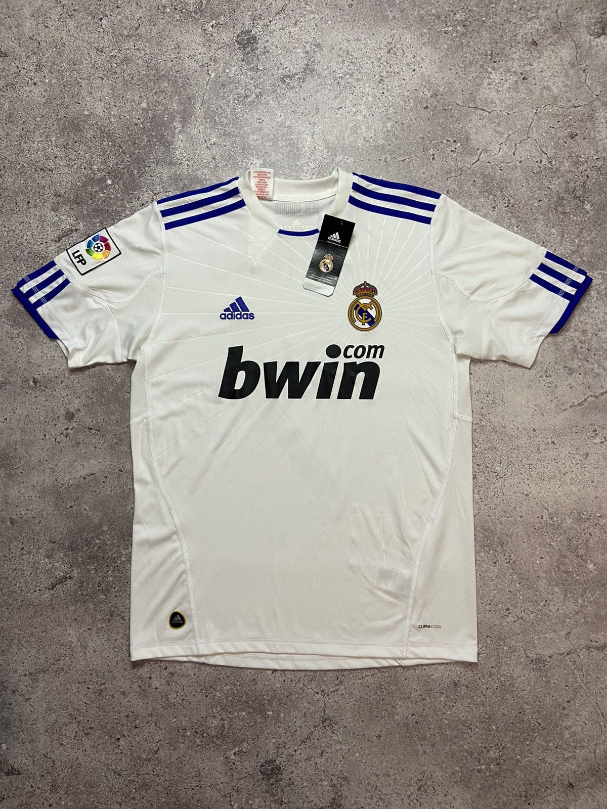 Adidas Real Madrid Ronaldo 2010 2011 Home Soccer Jersey Match Worn Size US S / EU 44-46 / 1 - 1 Thumbnail