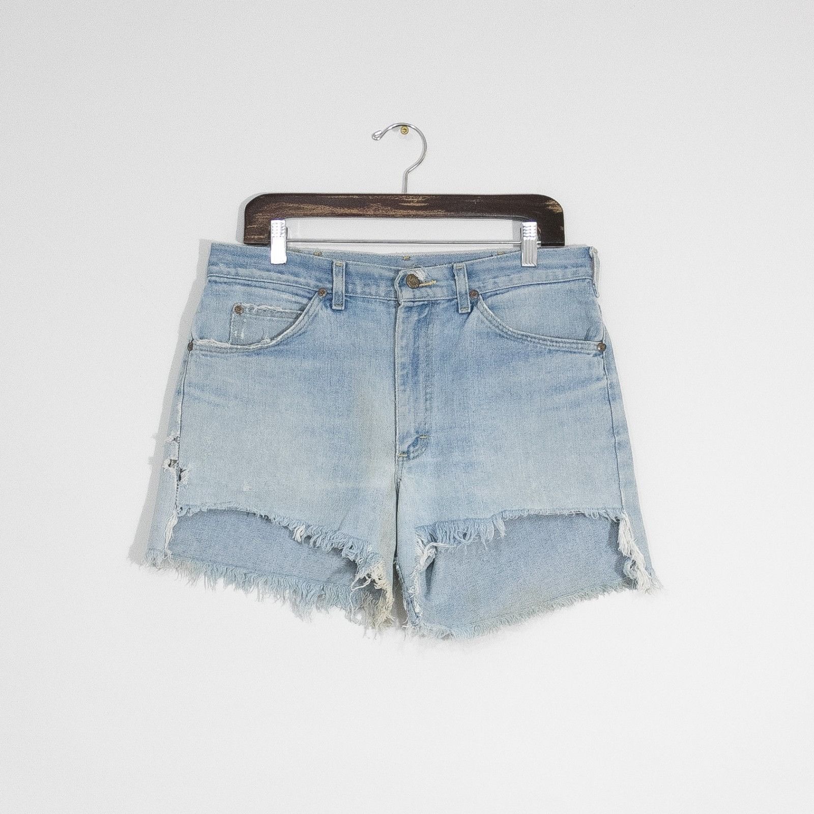 Lee Vintage 80s Lee Cutoff Jean Shorts 32 Waist - Distressed Size US 32 / EU 48 - 1 Thumbnail