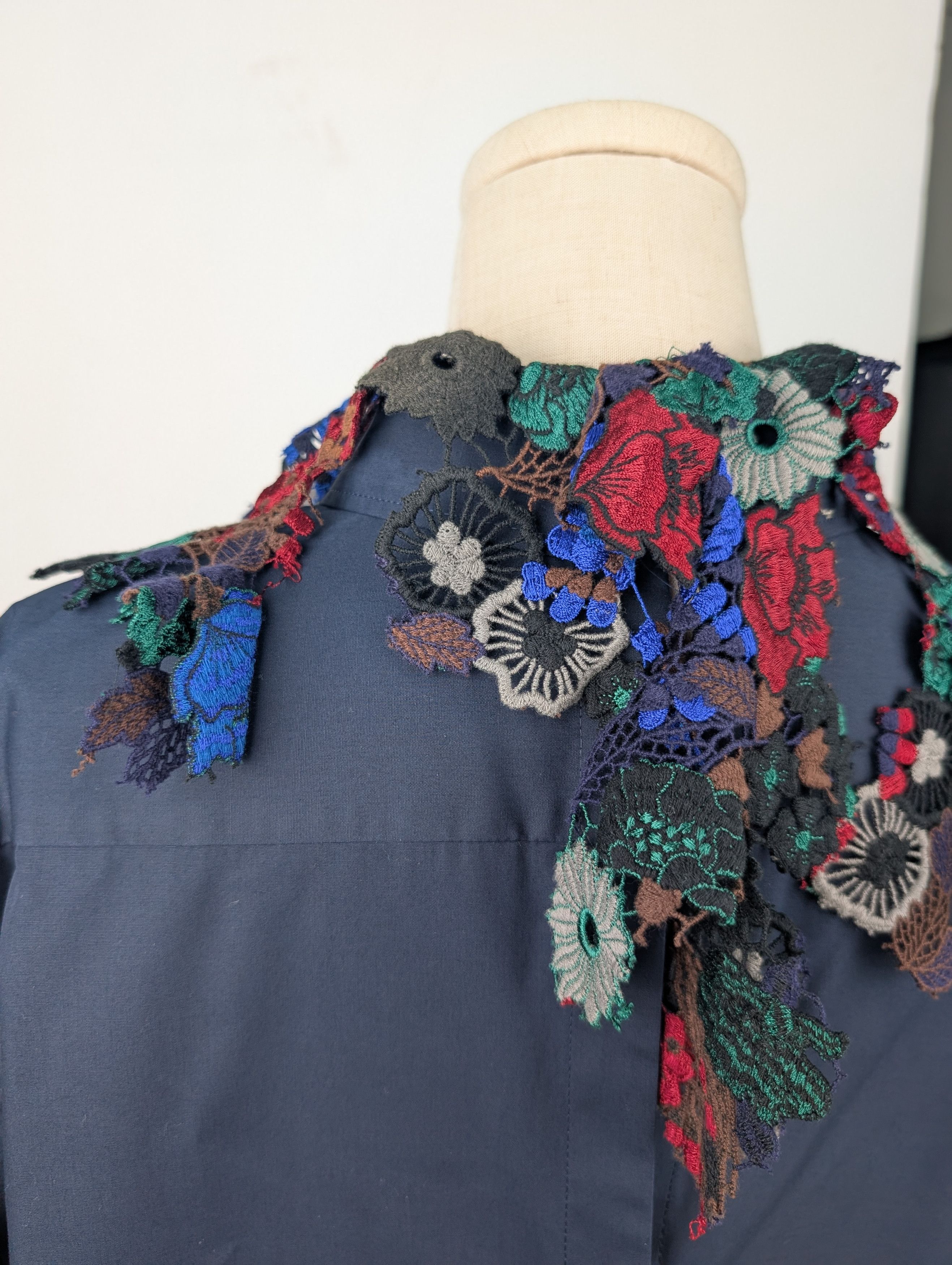 Sacai Sacai Navy Dress With Multi Color Cotton Floral Embroidery Size S / US 4 / IT 40 - 5 Thumbnail