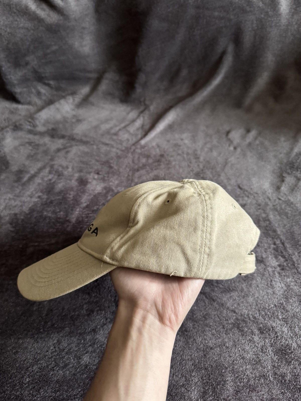 Balenciaga Rare ballenciaga beige cap logo Size ONE SIZE - 5 Thumbnail