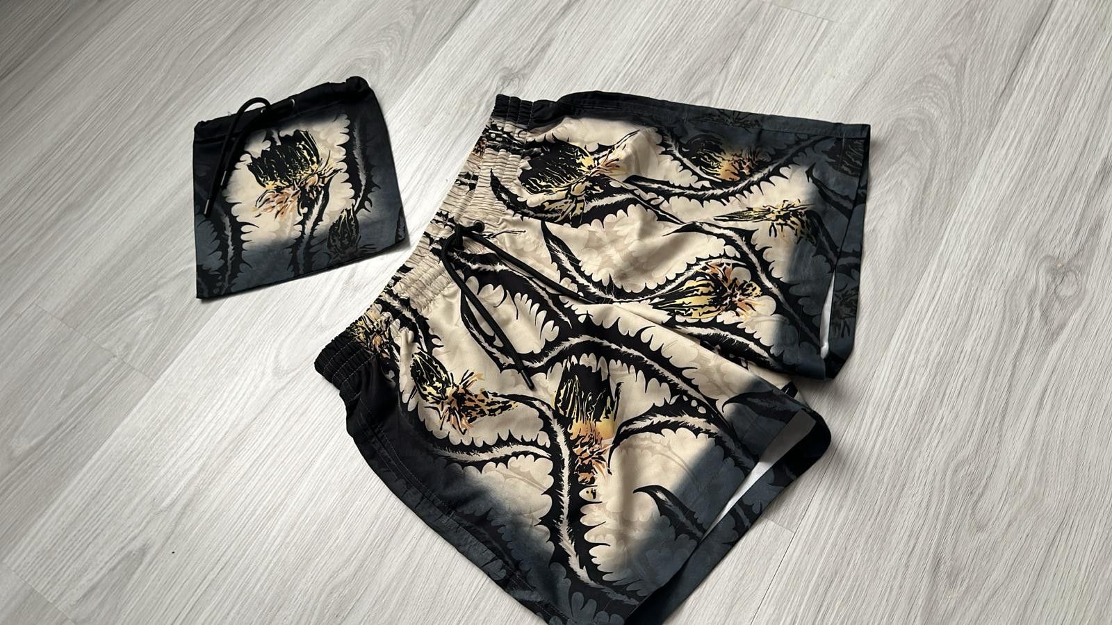 Dries Van Noten Dries Van Noten Phibbs Print Swim Shorts Medium Size US 32 / EU 48 - 5 Thumbnail