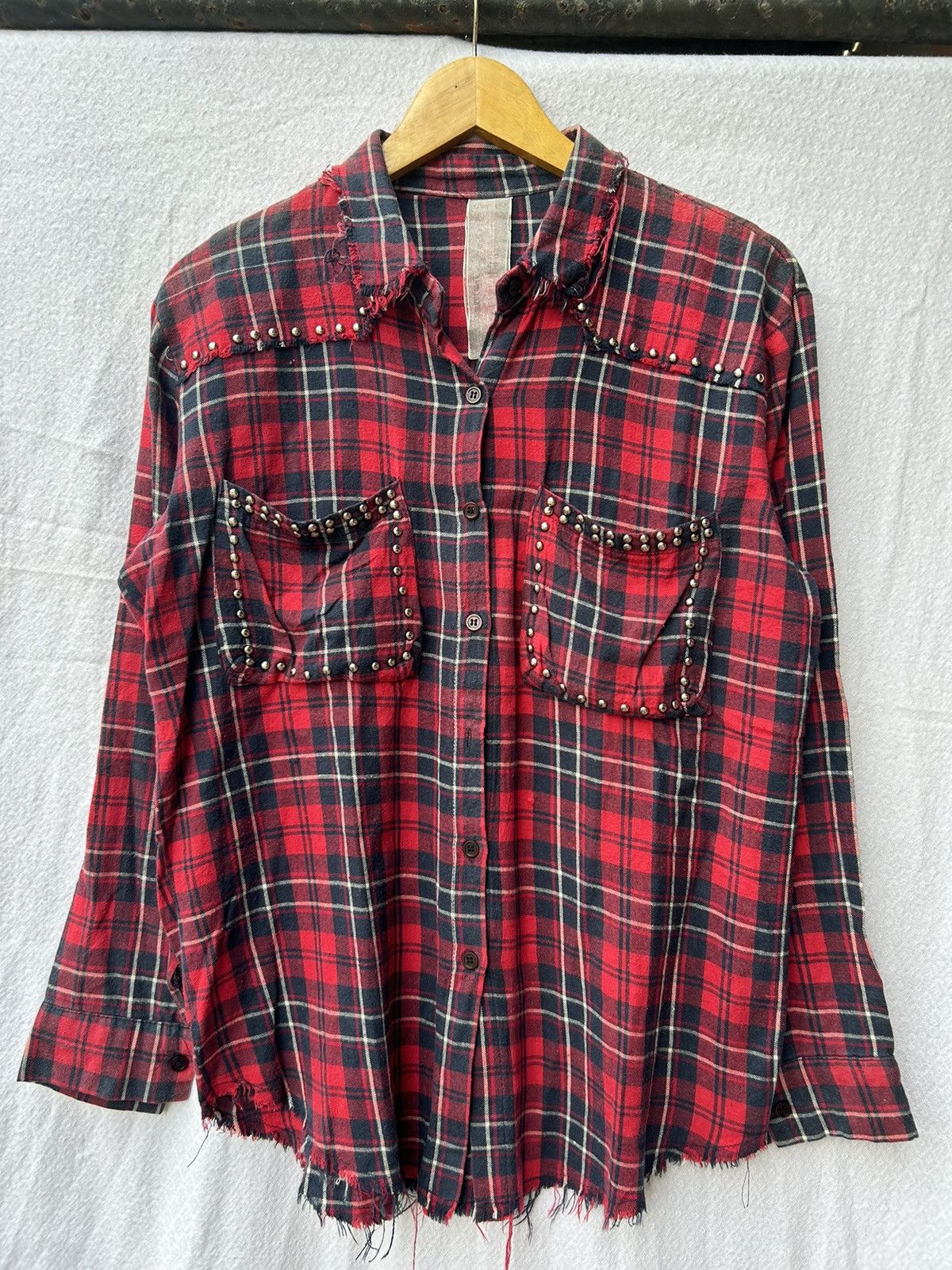 If Six Was Nine × Japanese Brand × Le Grande Bleu (L.G.B.) 💸BINDINGOFFER💸Echopahty studded distressed shirt Size US L / EU 52-54 / 3 - 1 Thumbnail
