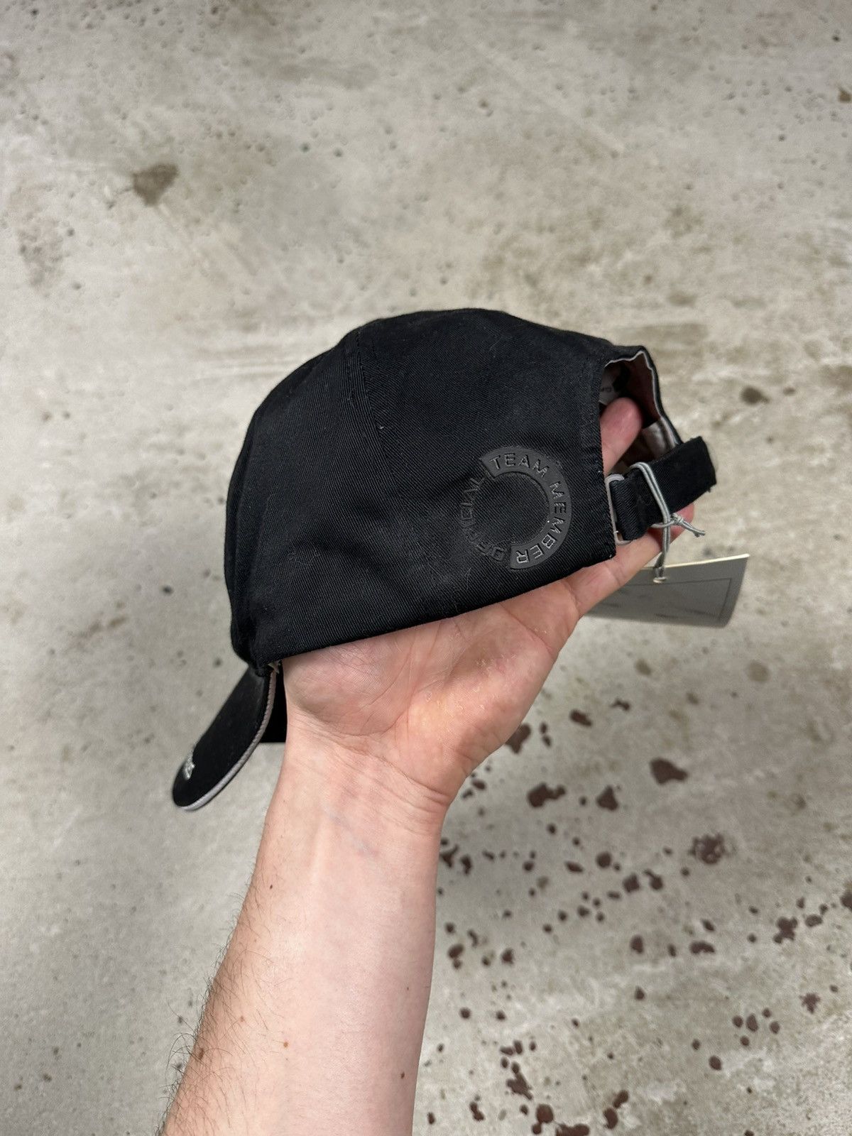 Mercedes-Benz Vintage Y2K Lewis Hamilton F1 McLaren Mercedes Hat Cap Size ONE SIZE - 7 Thumbnail