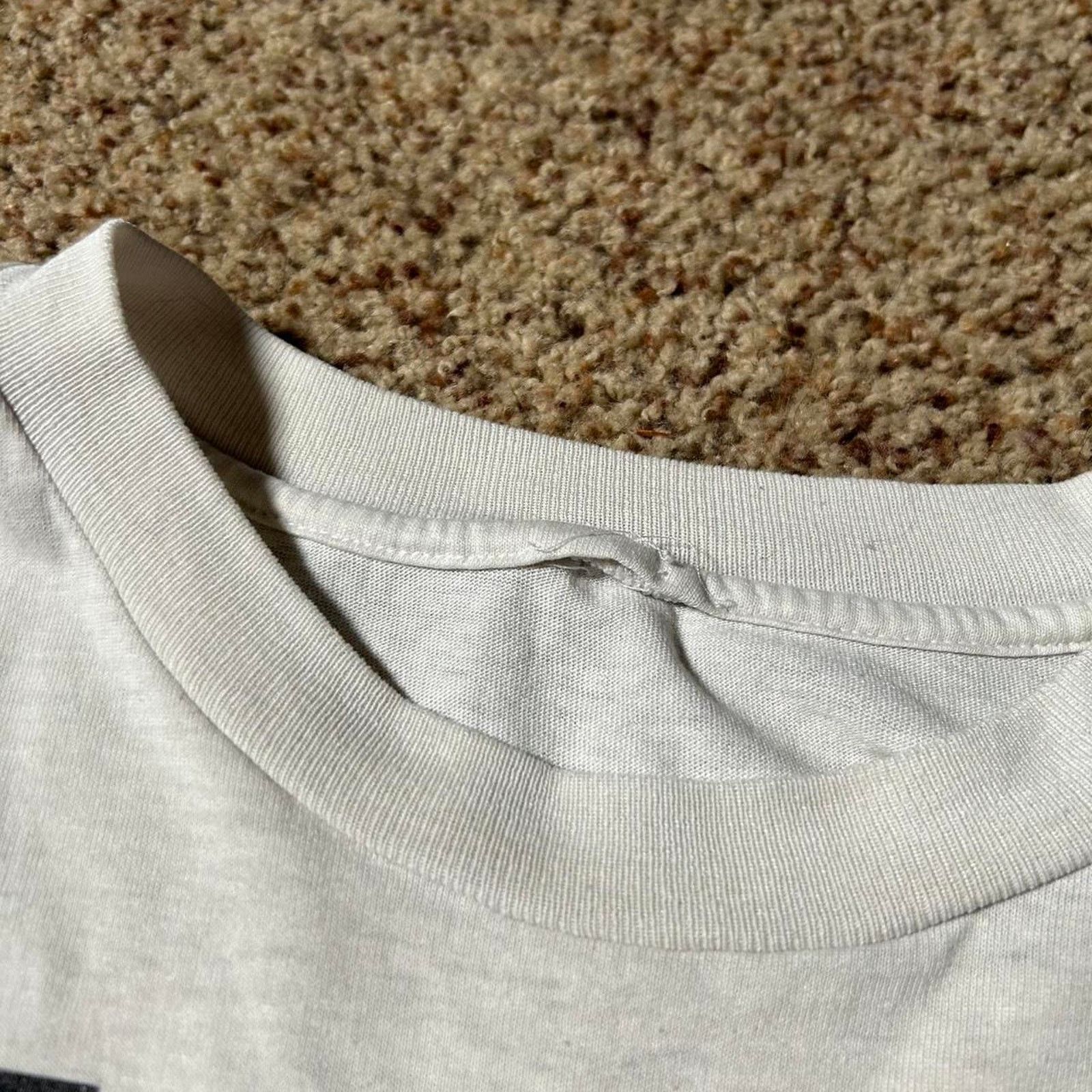 Jerzees 90s car track tee shirt Size US L / EU 52-54 / 3 - 3 Thumbnail