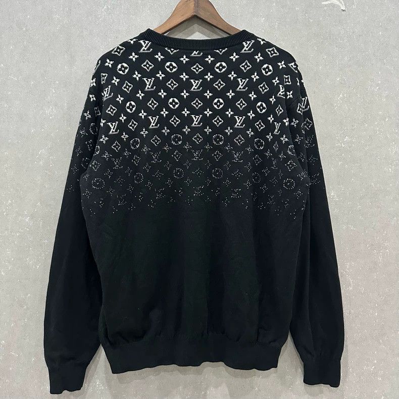 Louis Vuitton Louis Vuitton Top half gradient full logo sweater 2505-Next Size US XL / EU 56 / 4 - 2 Thumbnail