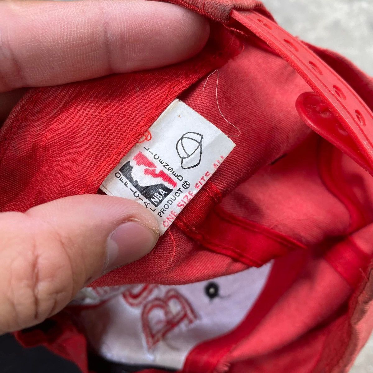 NBA RARE ‼️ Chicago Bulls Size ONE SIZE - 3 Thumbnail