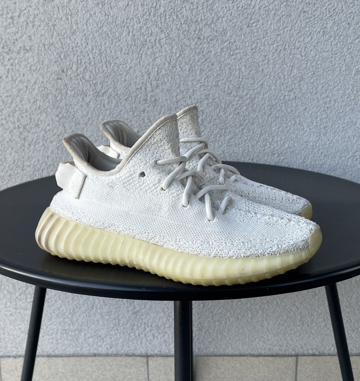 Adidas 2017 Adidas Yeezy Boost 350 v2 Cream/Triple White Shoes Size US 5.5 / IT 35.5 - 2 Thumbnail
