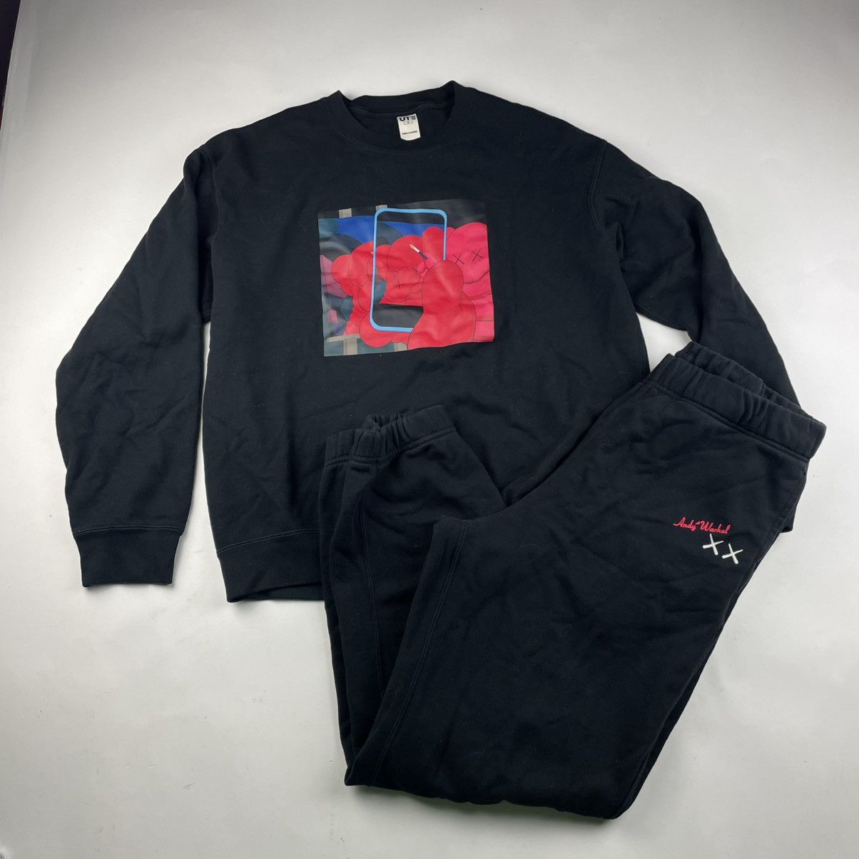 Andy Warhol × Kaws × Uniqlo Uniqlo Kaws Andy Warhol Sweatshirt & Pants Set M Like New Size US M / EU 48-50 / 2 - 1 Thumbnail