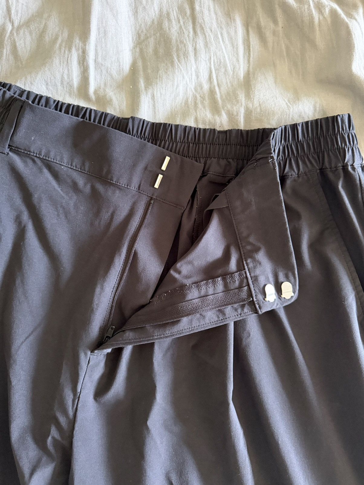 Alo Yoga alo trackpants wide leg Size 29" - 4 Thumbnail