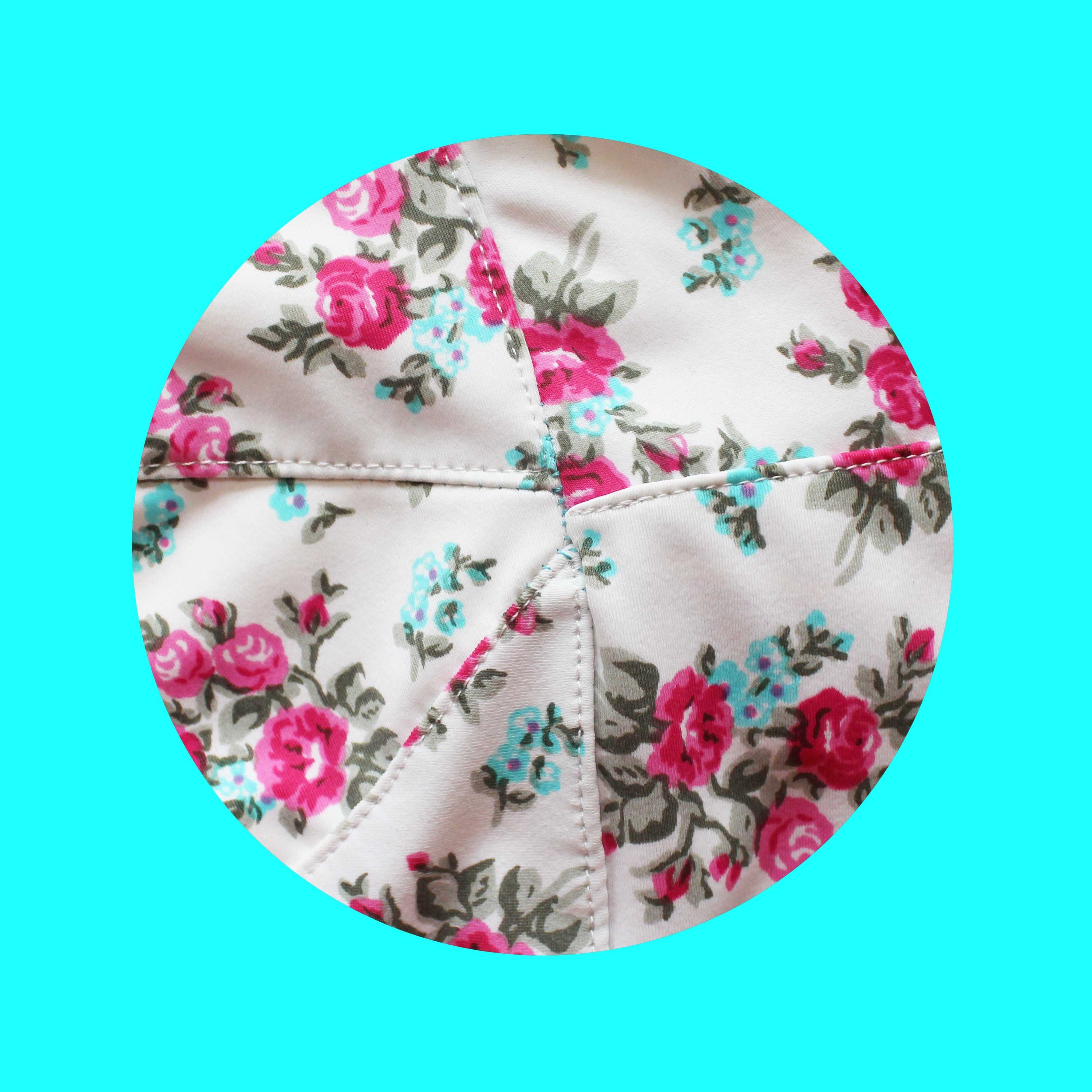 Designer #03. Flowers Halterneck top by YUNTA x PAULA SEBASTIANO Size S / US 4 / IT 40 - 5 Thumbnail