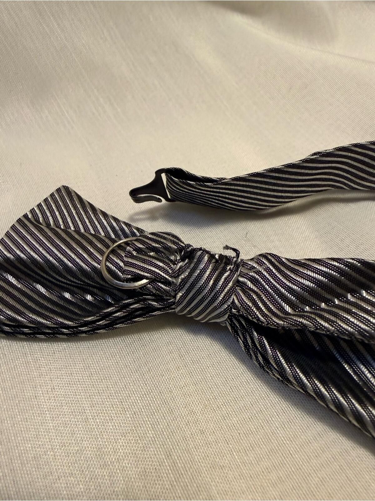 Other Men's Silver Striped Cummerbund and Bow Tie Set Size ONE SIZE - 6 Thumbnail