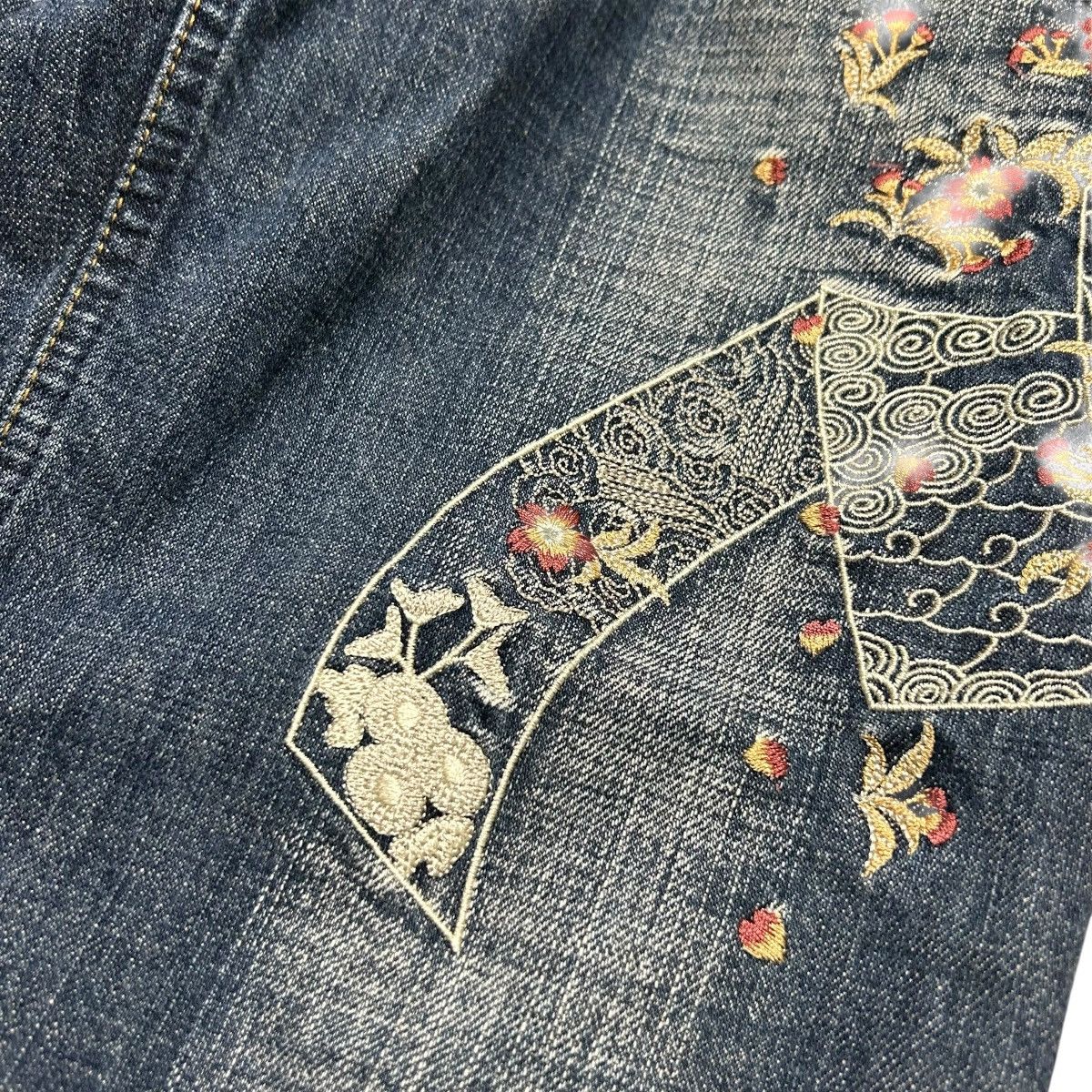 Karakuri Tamashii 383 Karakuri Tamashii jeans embroidered denim blue archive Size US 32 / EU 48 - 18 Thumbnail
