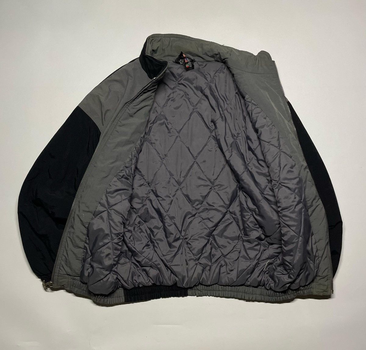 Adidas × Vintage Adidas Trefoil Biglogo a Embroidery 80s vintage windbreaker Size US L / EU 52-54 / 3 - 9 Thumbnail