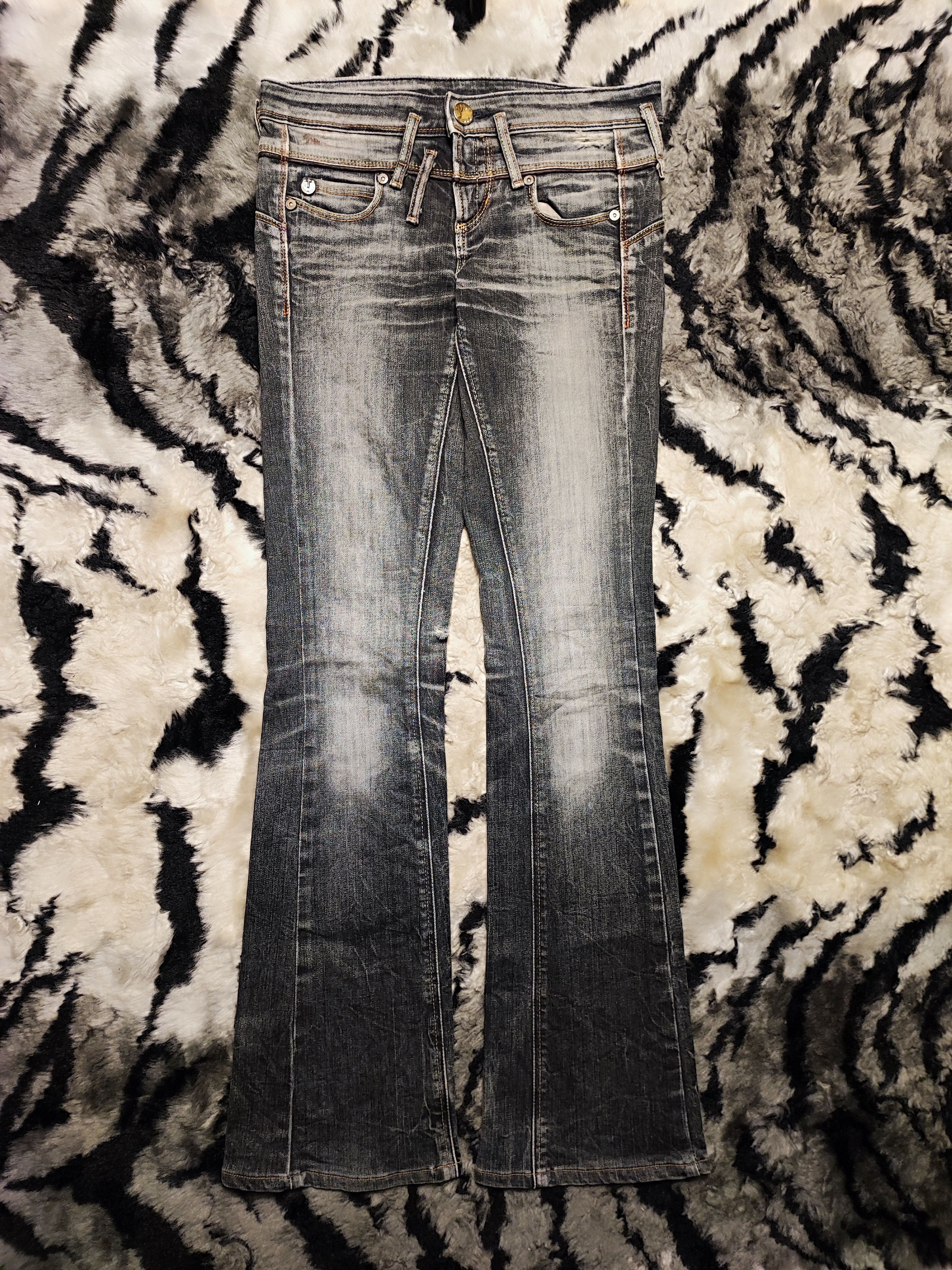 Undercover Vienus Something Edwin Flared Bootcut Low Rise Washed 26x31 Size 26" / US 2 / IT 38 - 2 Thumbnail