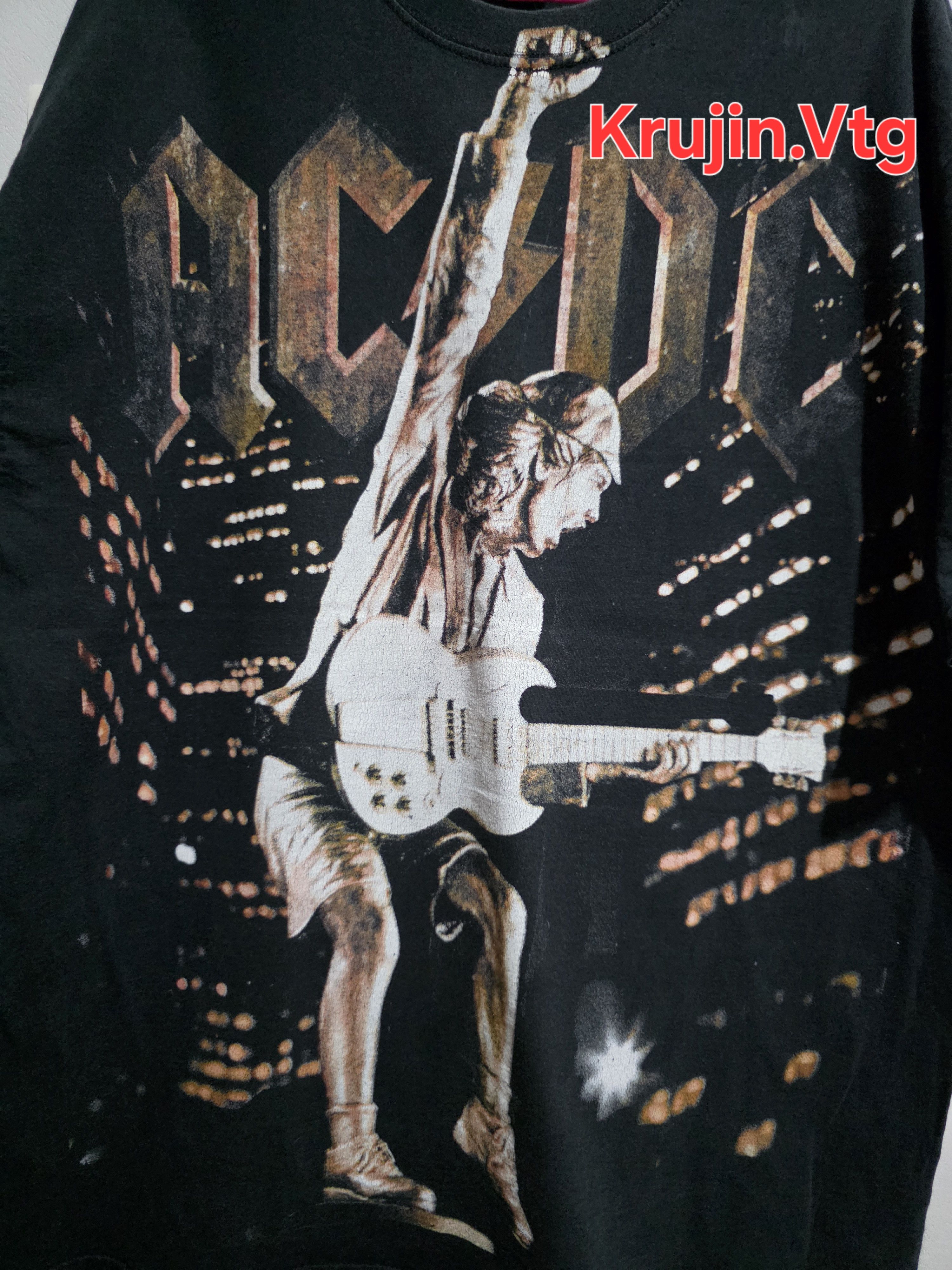Other This AC/DC Angus Young Size US XL / EU 56 / 4 - 2 Thumbnail