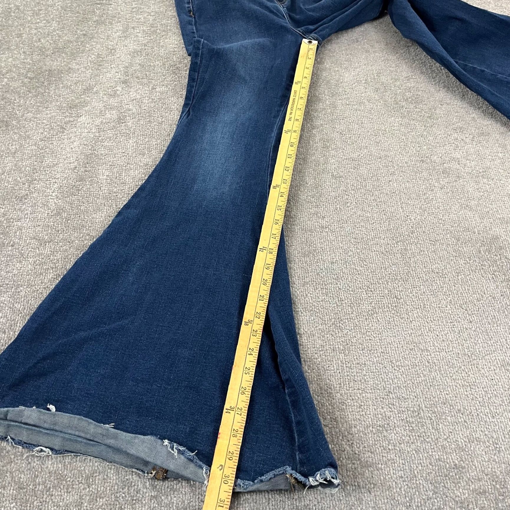 Free People FREE PEOPLE Jeans Womens 28 Ultra Flare Blue Denim Lace Back BOHO 24x31* Size 28" / US 6 / IT 42 - 5 Thumbnail
