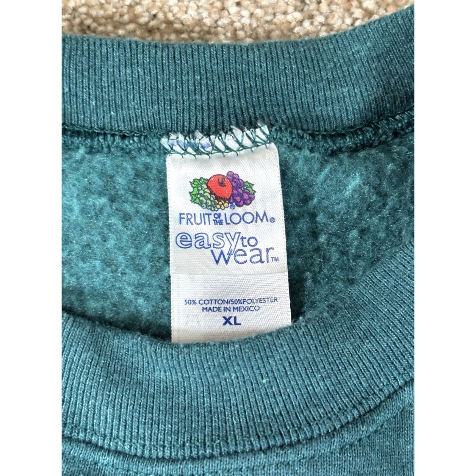 Fruit Of The Loom VINTAGE Fruit of the Loom Crewneck Sweatshirt Adult XL Green Cotton Blend Poly Knit Logo Pullover Preshrunk Ring Spun Men Mens Fall Winter Size US XL / EU 56 / 4 - 2 Thumbnail