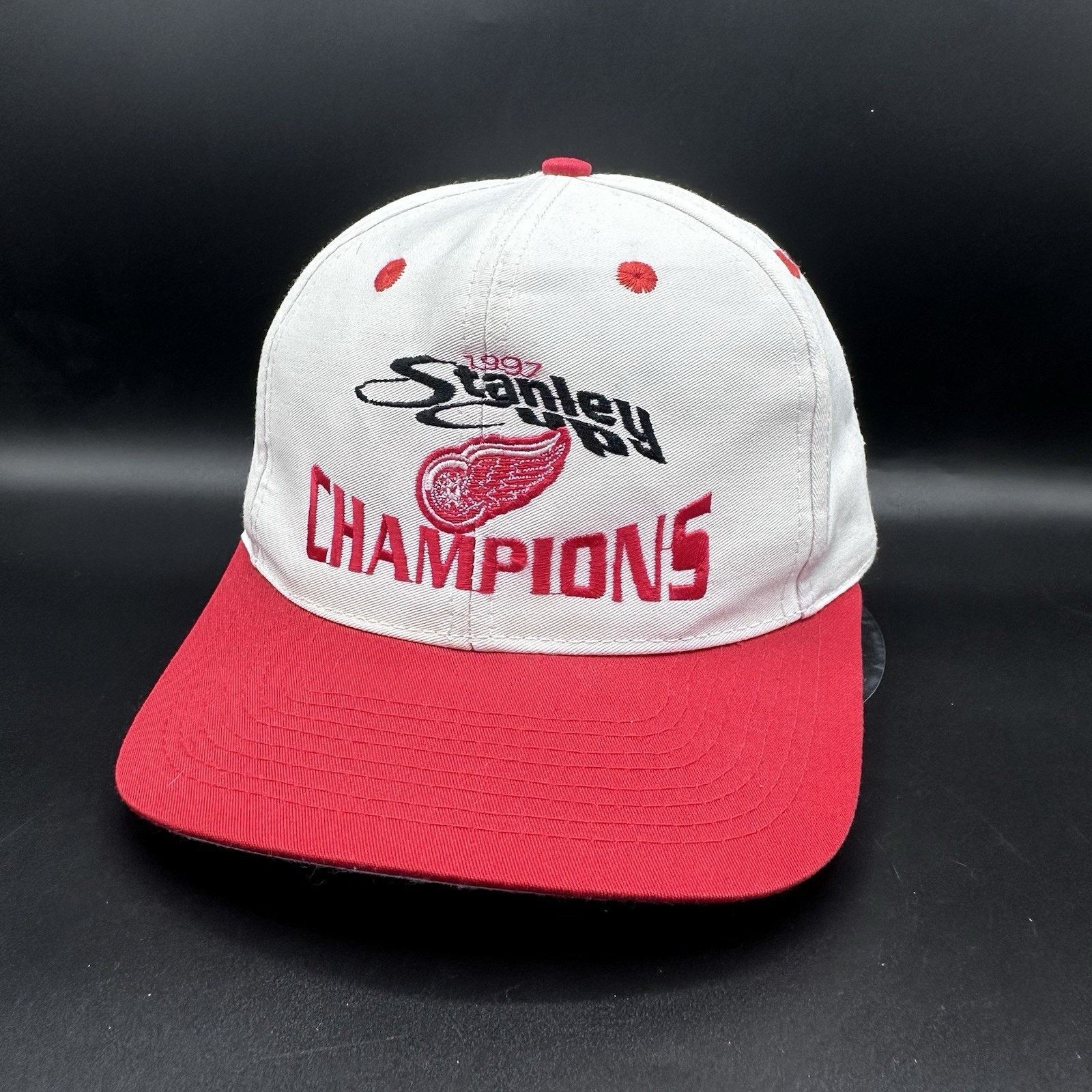Logo 7 Vintage Detroit Red Wings 1997 Stanley Cup Champs Snapback Size ONE SIZE - 1 Thumbnail