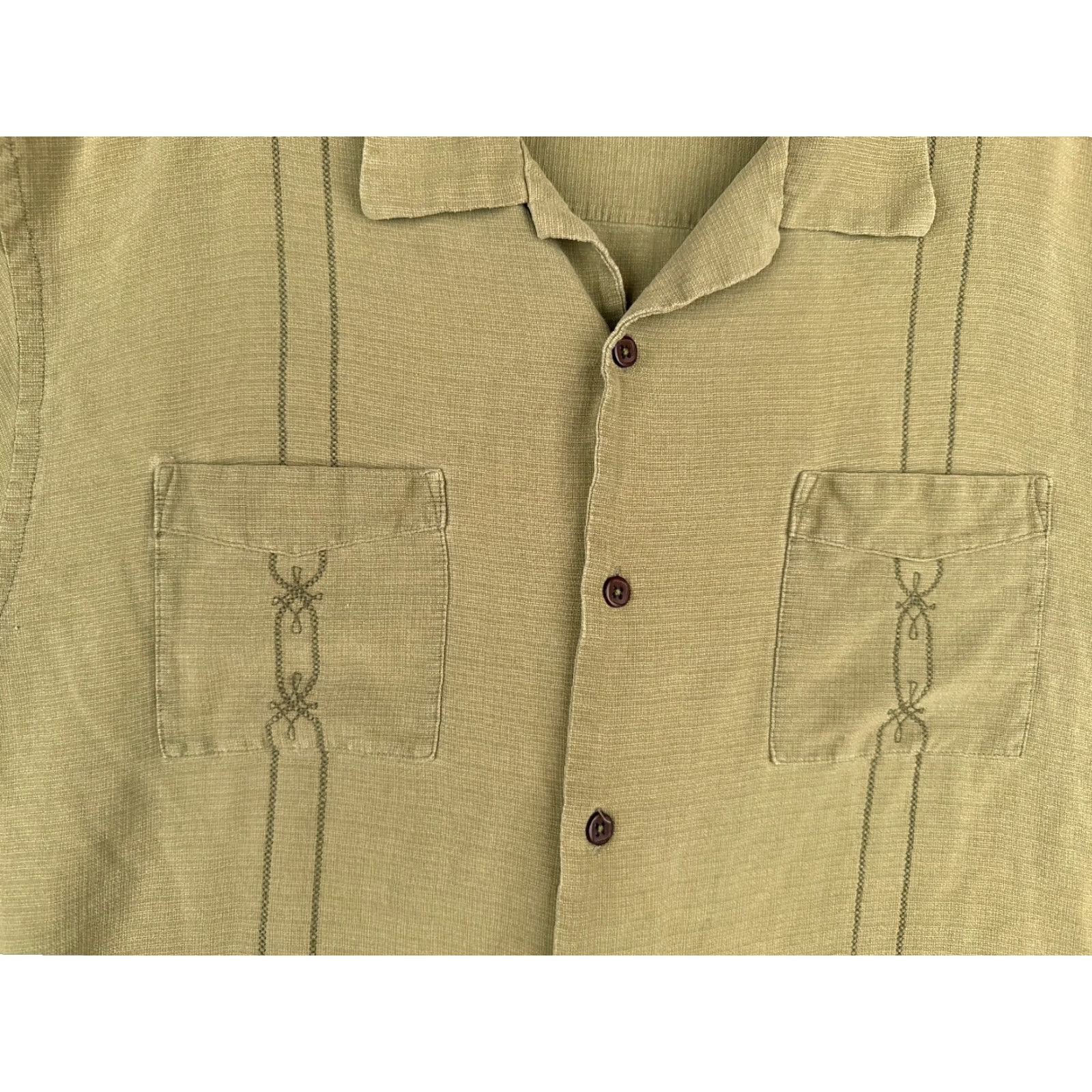 Tommy Bahama VINTAGE Tommy Bahama Shirt Men Large Green Silk Button-Up Hawaiian Pocket 40in Chest Floral Short Sleeve Beach Designer Mens Size US L / EU 52-54 / 3 - 6 Thumbnail