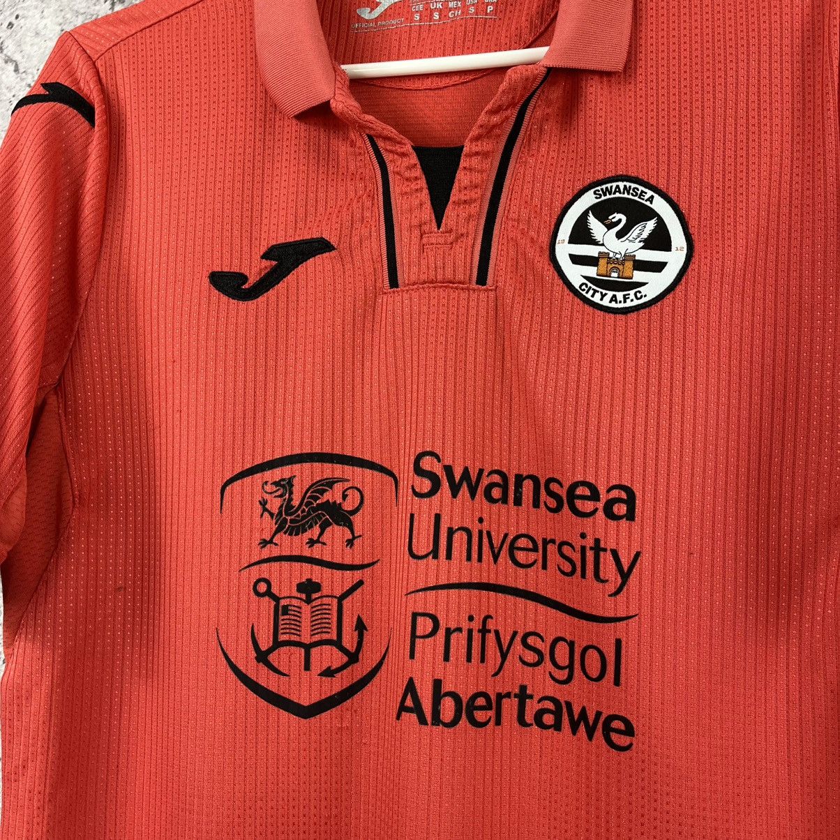 Joma Swansea City 2021/2022 Third Soccer Jersey Size S Size US S / EU 44-46 / 1 - 3 Thumbnail