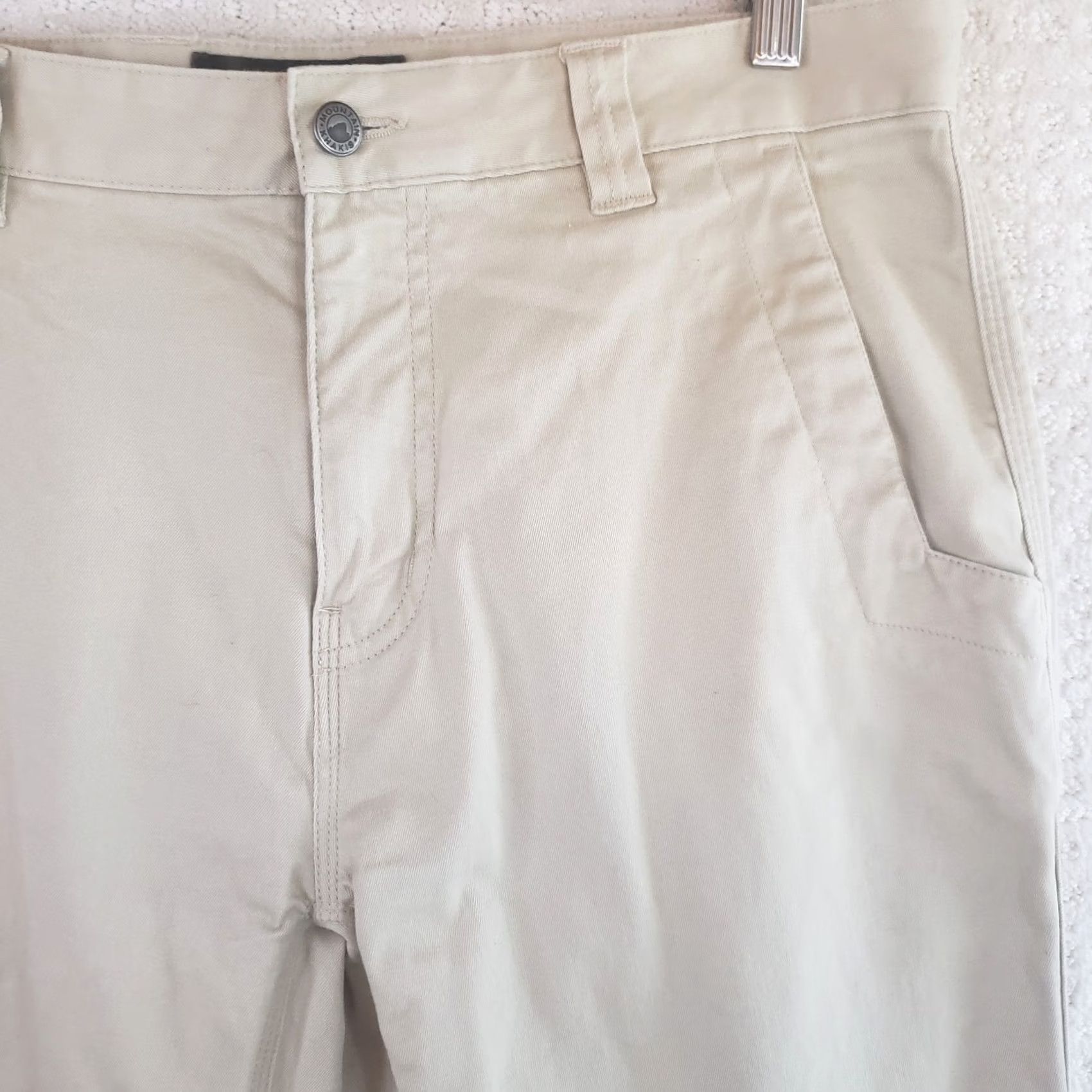 Mountain Khakis Mountain Khakis Chino Pants Straight Leg Mens 35x31 Khaki 5-Pocket Logo Pockets Outdoor Casual Workwear Winter Fall Spring Slacks Size US 35 - 7 Thumbnail