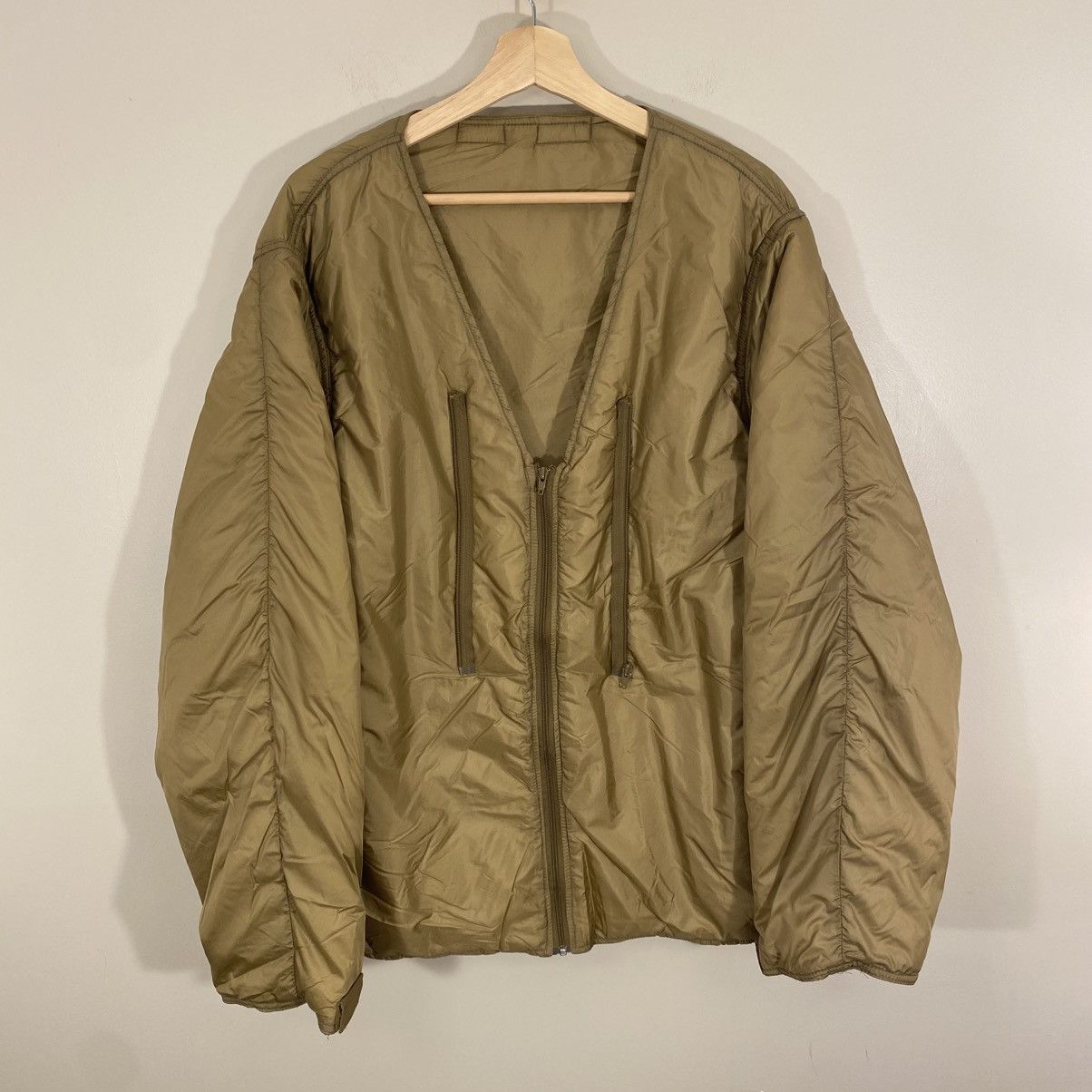 Vintage Vintage Beige Military Liner Zip up Jacket XL Size US XL / EU 56 / 4 - 1 Thumbnail