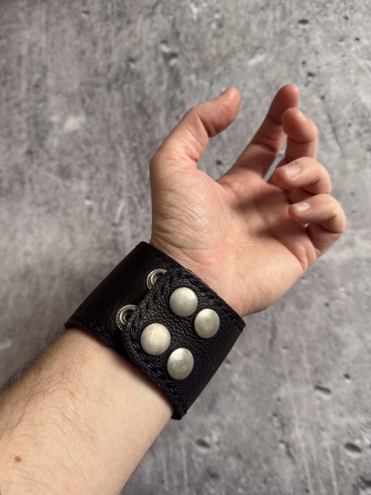 Leather × Vintage ⚠️🔥Vintage SR leather bracelet moto style Soulriders Size ONE SIZE - 3 Thumbnail