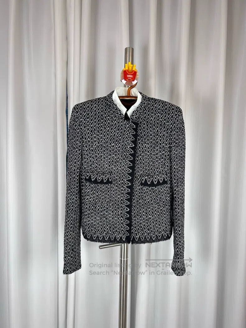 Chanel Chanel Metropolitan Series Black Soft Jacket Size XS / US 0-2 / IT 36-38 - 2 Thumbnail