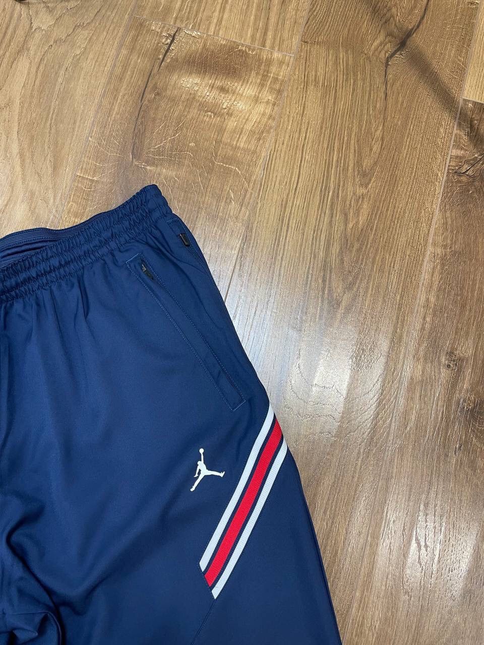 Jordan Brand × Vintage Vintage Nike Air Jordan Drill Nylon France PSG Pants Joggers Size US 36 / EU 52 - 8 Thumbnail